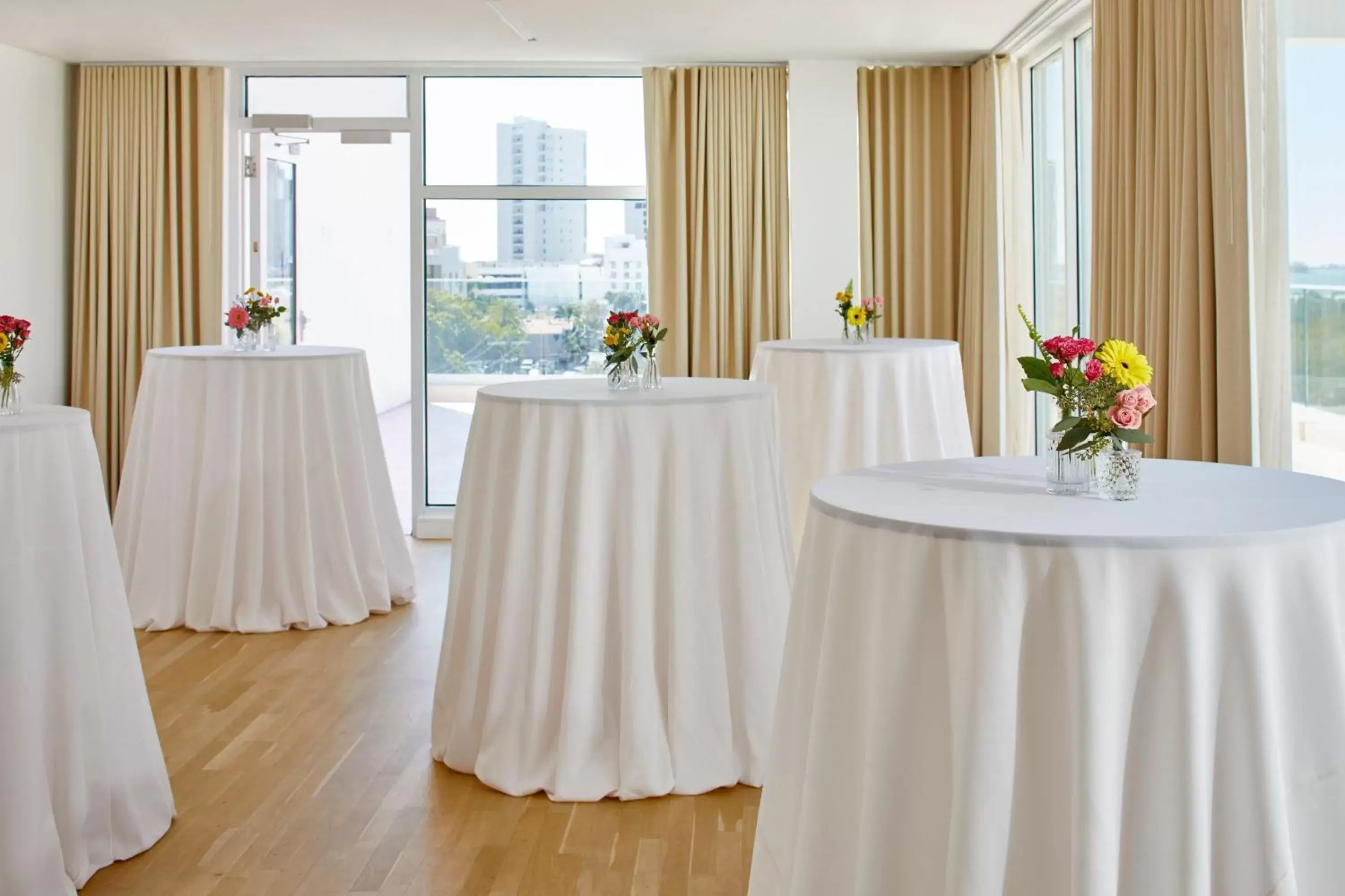 Meeting/conference room, Banquet Facilities in The Sarasota Modern, a Tribute Portfolio Hotel