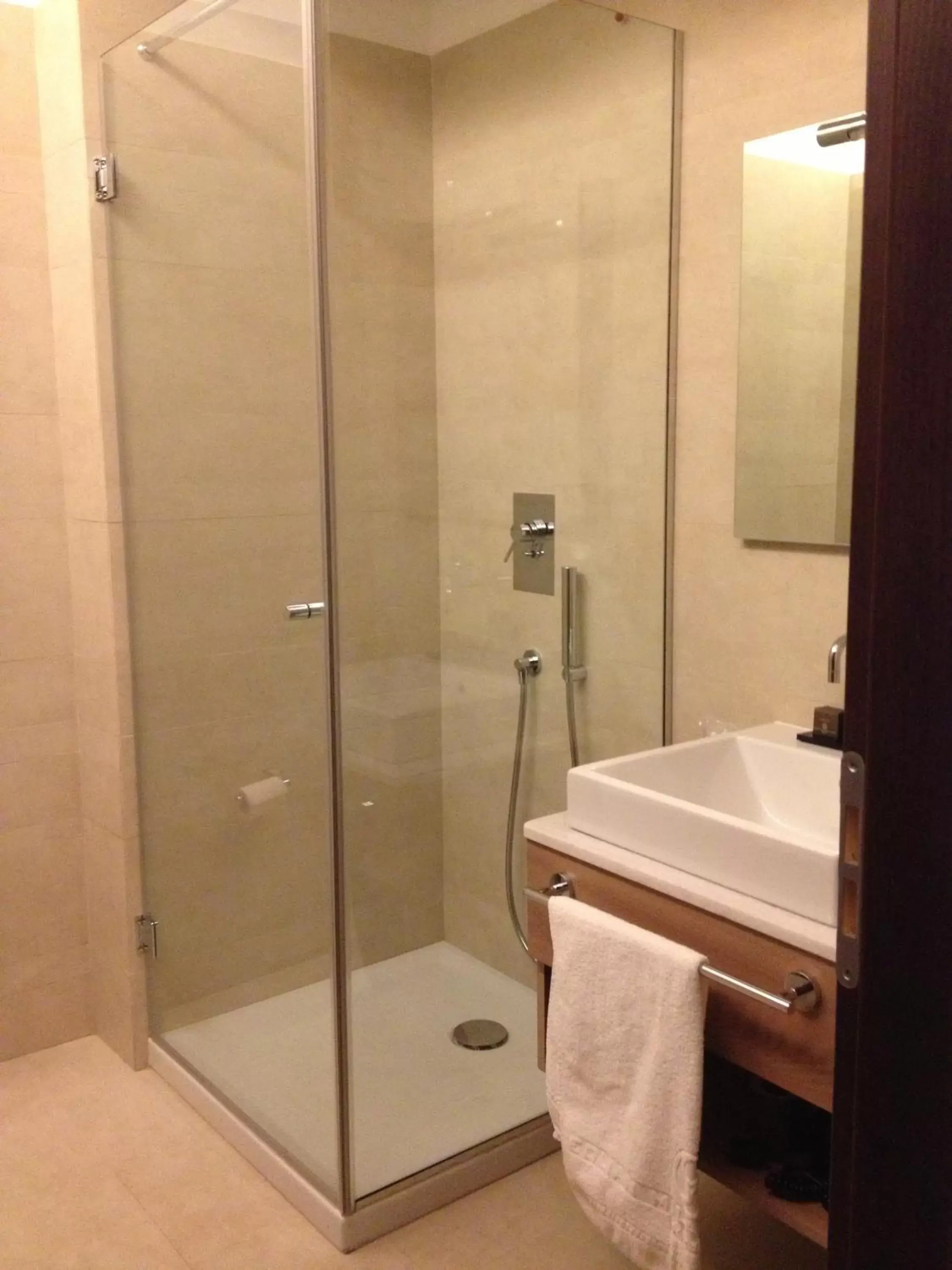 Bathroom in Eolian Milazzo Hotel