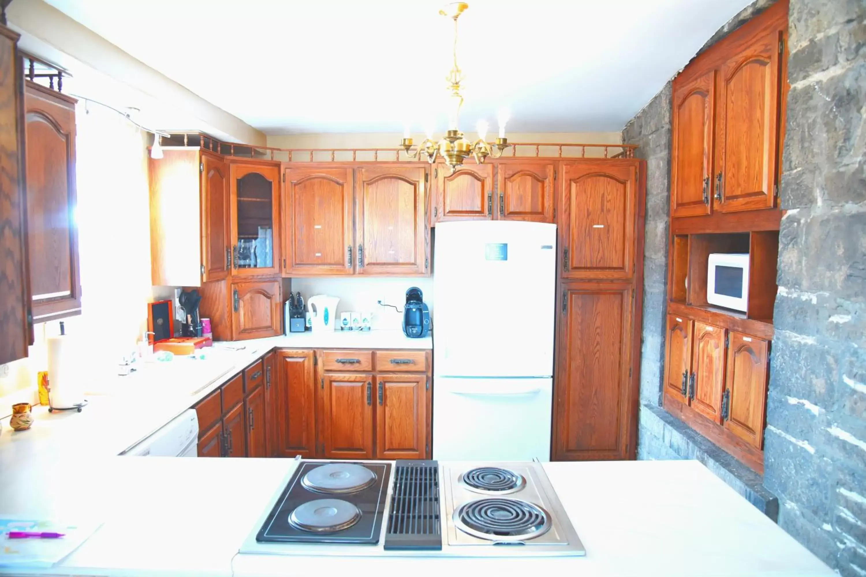 Property building, Kitchen/Kitchenette in The Noble Waterfront Apartment Suites