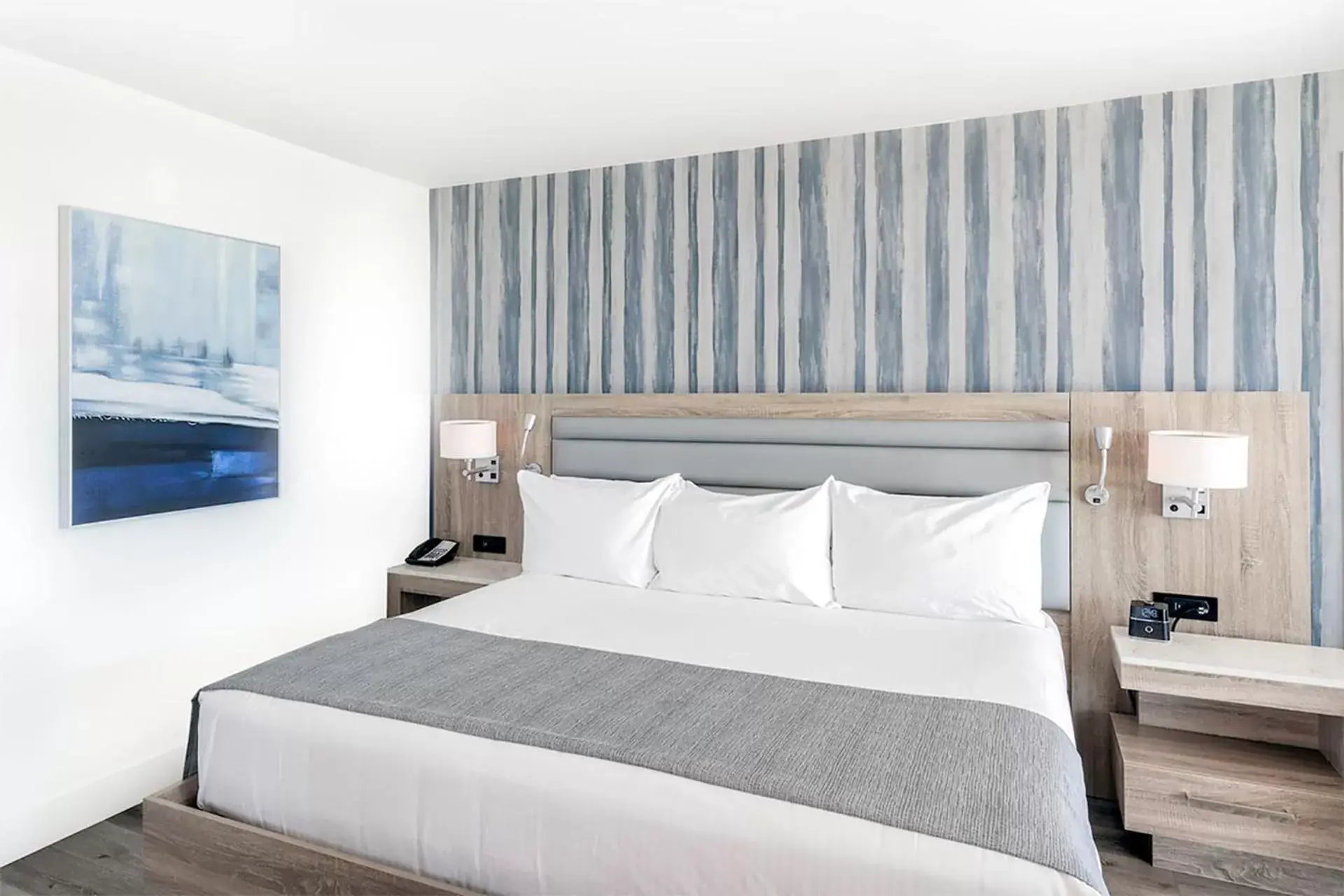 Bedroom, Bed in Perdido Beach Resort