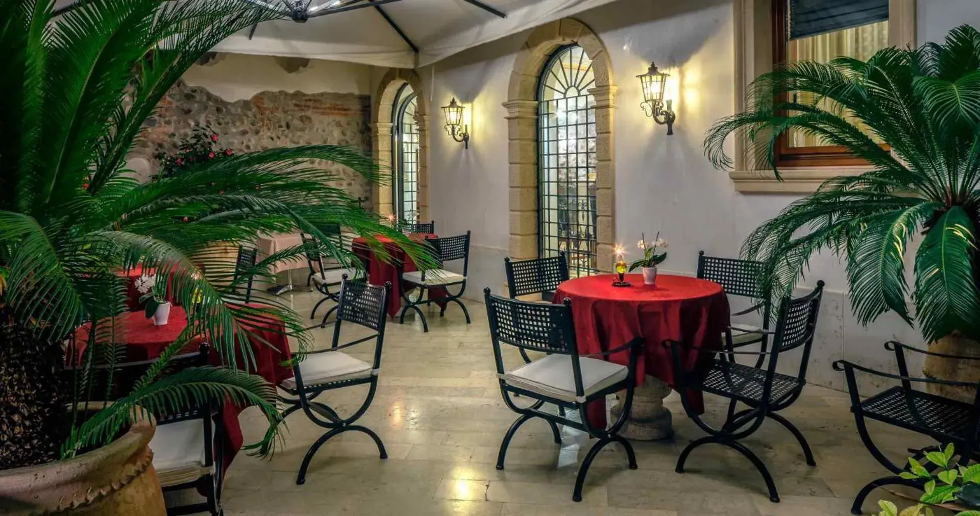 Garden, Restaurant/Places to Eat in Aparthotel ANTICO SAN ZENO centro storico
