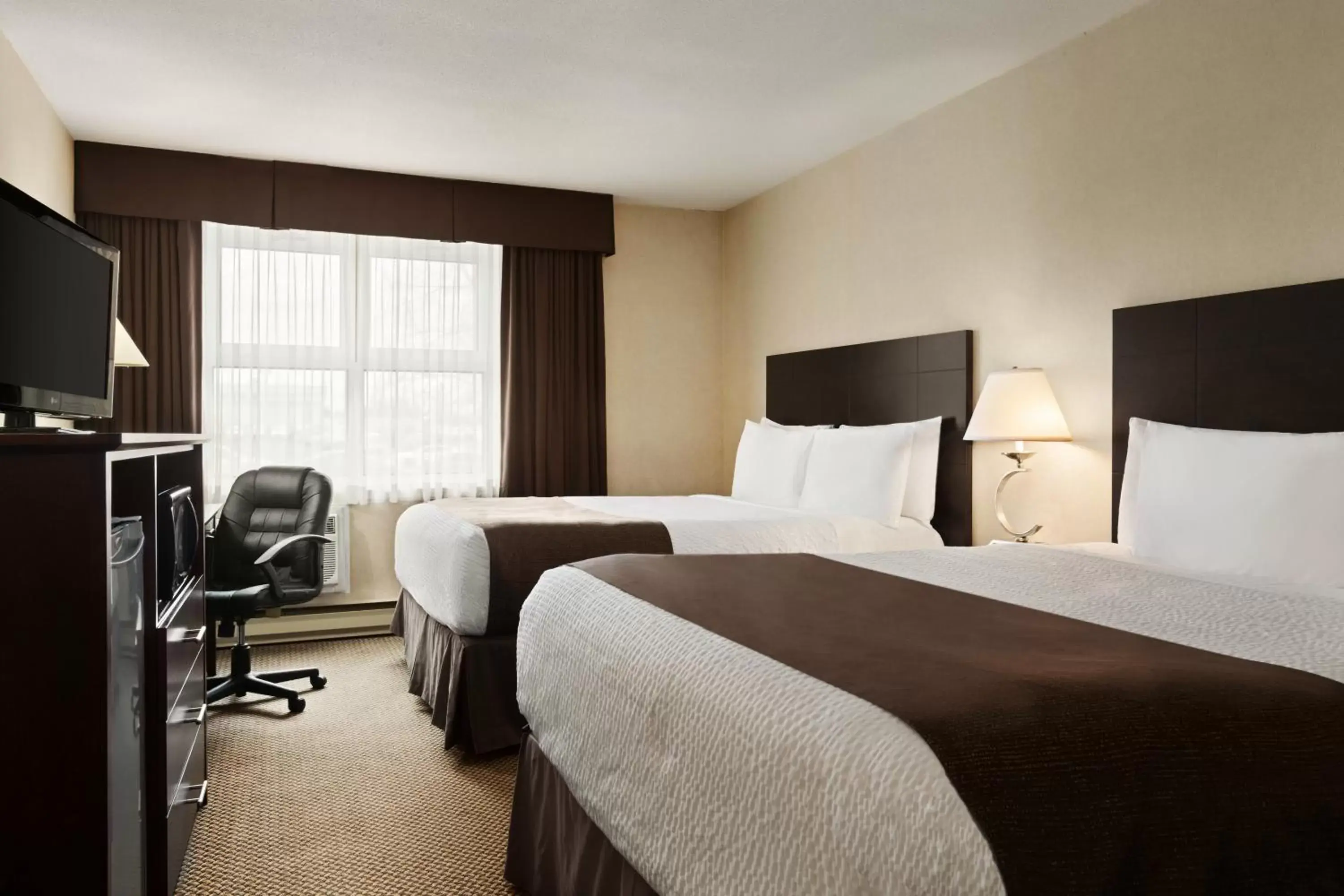 Photo of the whole room in Days Inn by Wyndham Trois-Rivieres