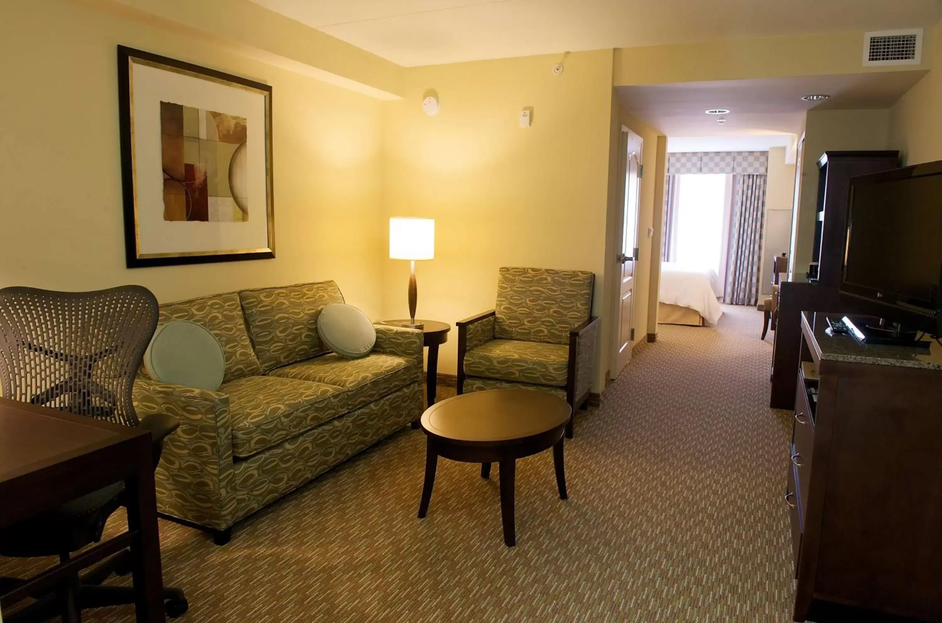Living room, Seating Area in Hilton Garden Inn Gainesville