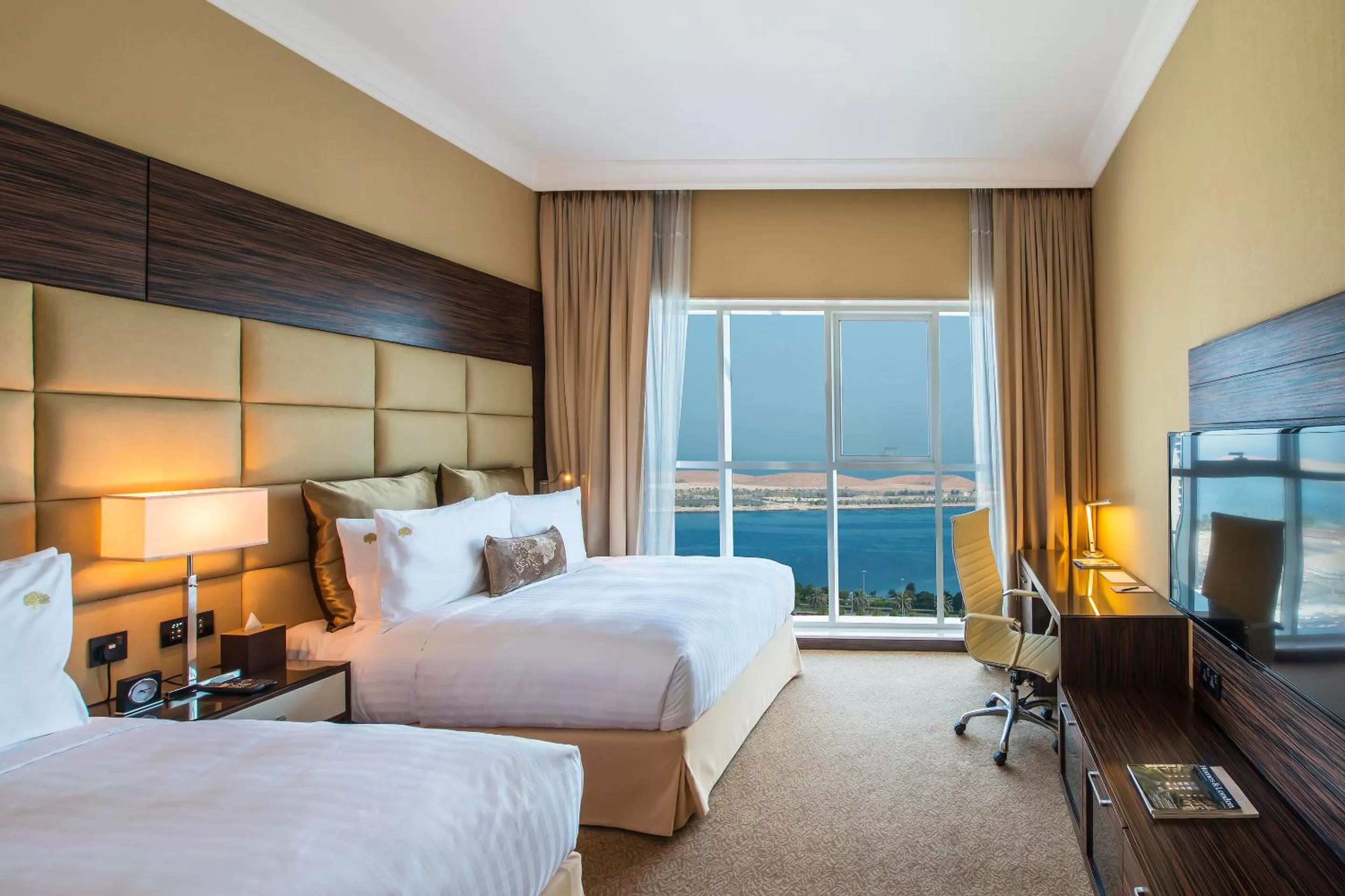 Bedroom, Bed in Jannah Burj Al Sarab