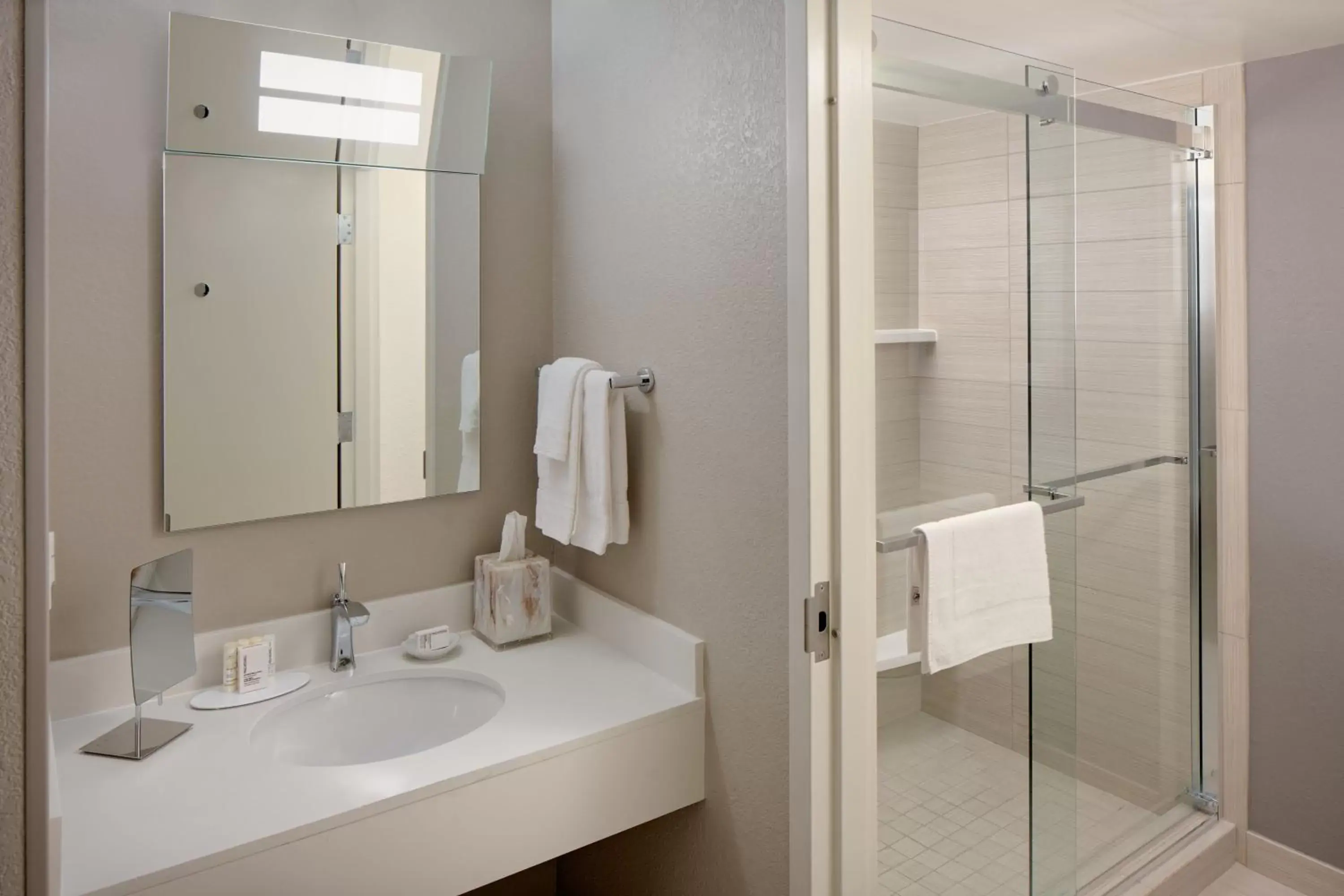 Photo of the whole room, Bathroom in Courtyard by Marriott Key West Waterfront