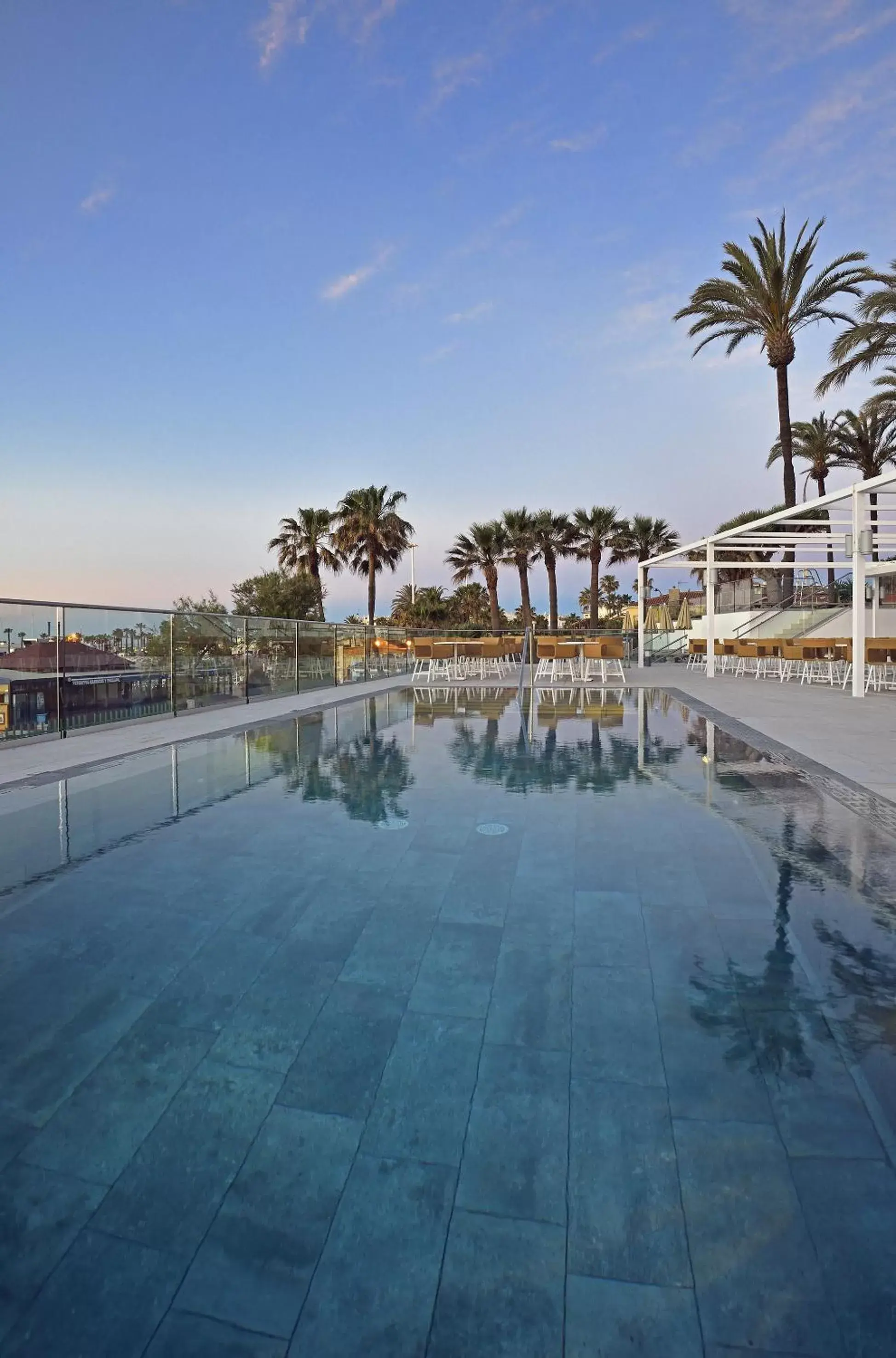 Swimming Pool in Hotel Ocean House Costa del Sol, Affiliated by Meliá