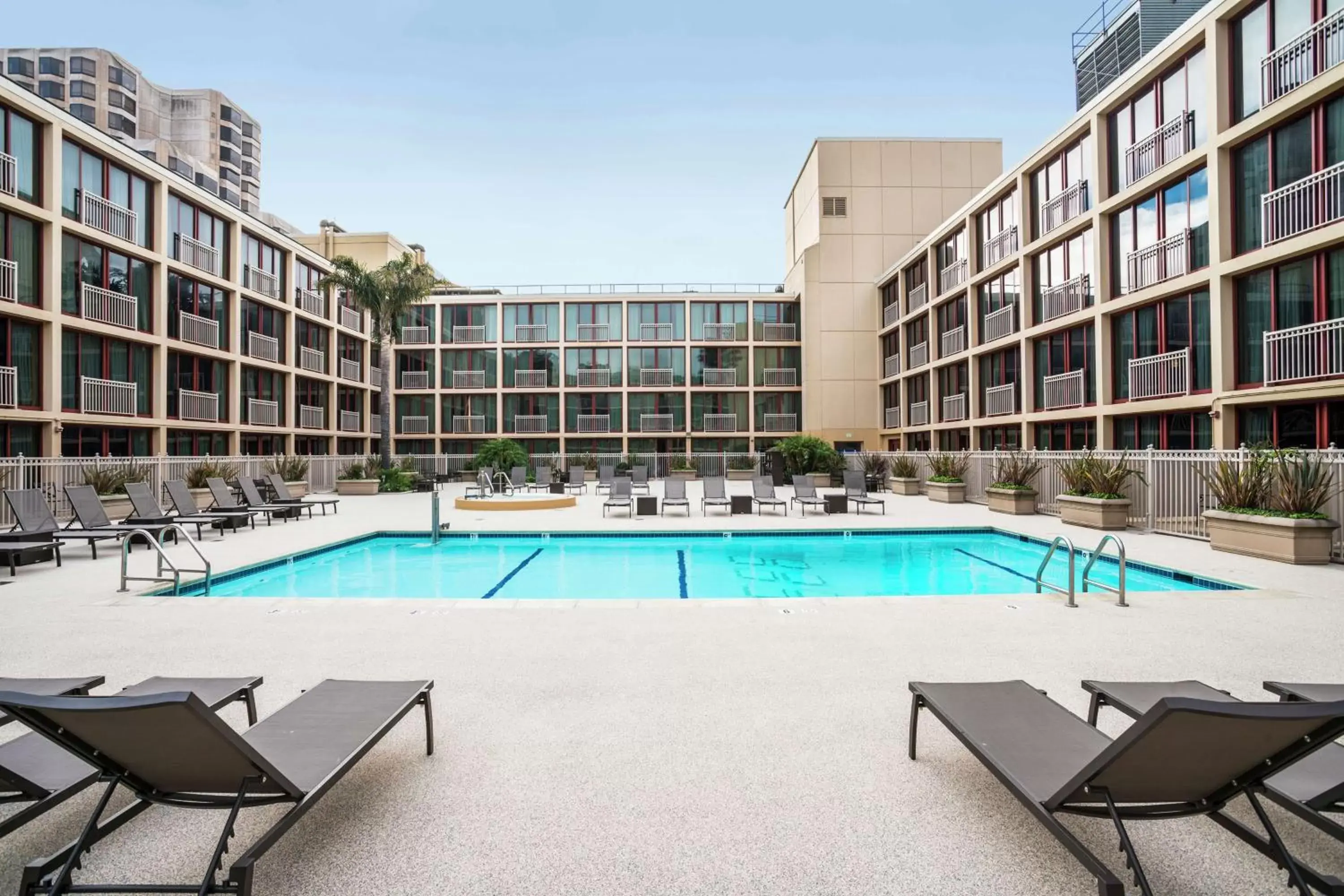Pool view, Swimming Pool in Hilton San Francisco Union Square