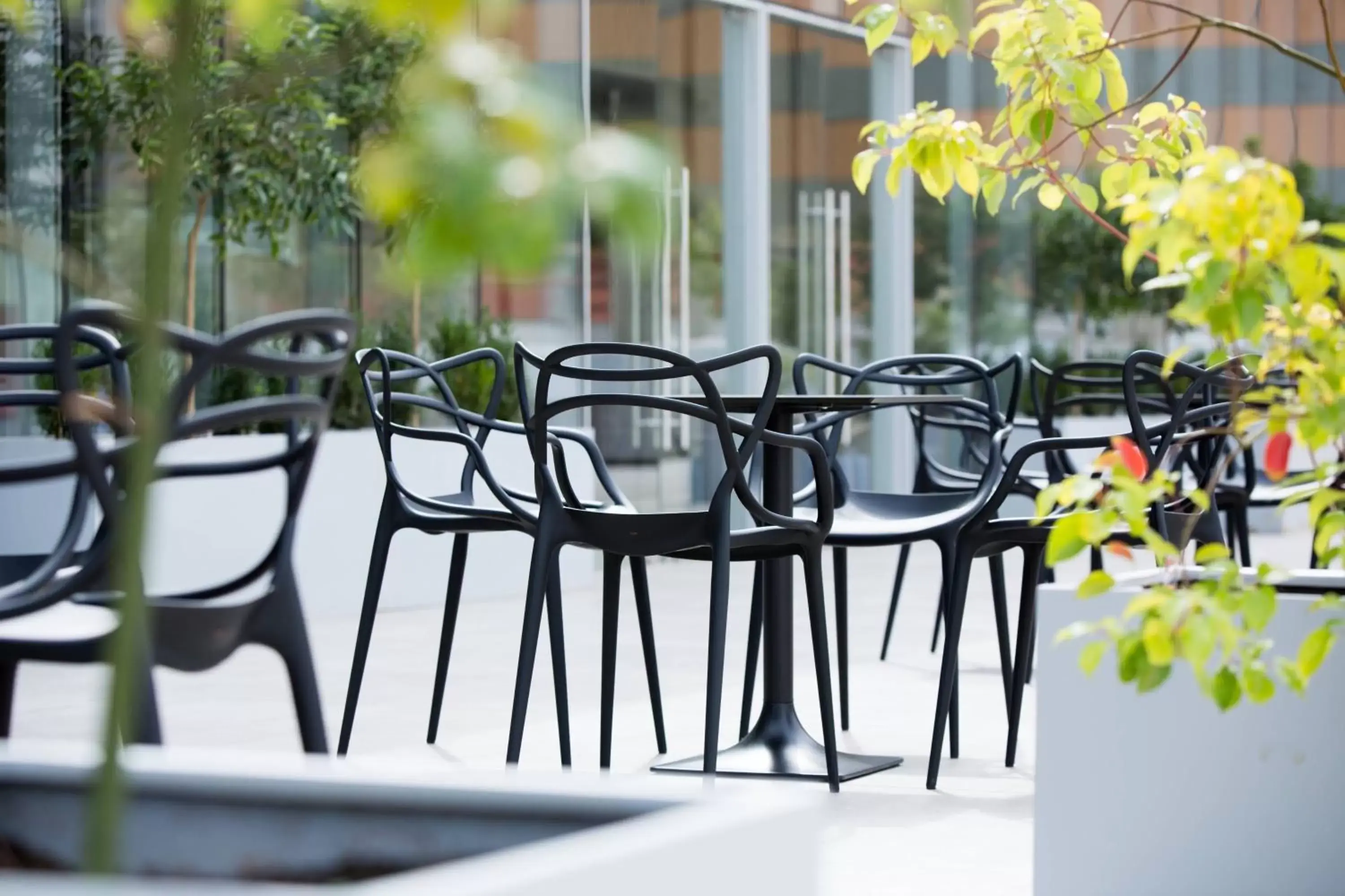 Meeting/conference room, Restaurant/Places to Eat in Courtyard by Marriott Santiago Las Condes