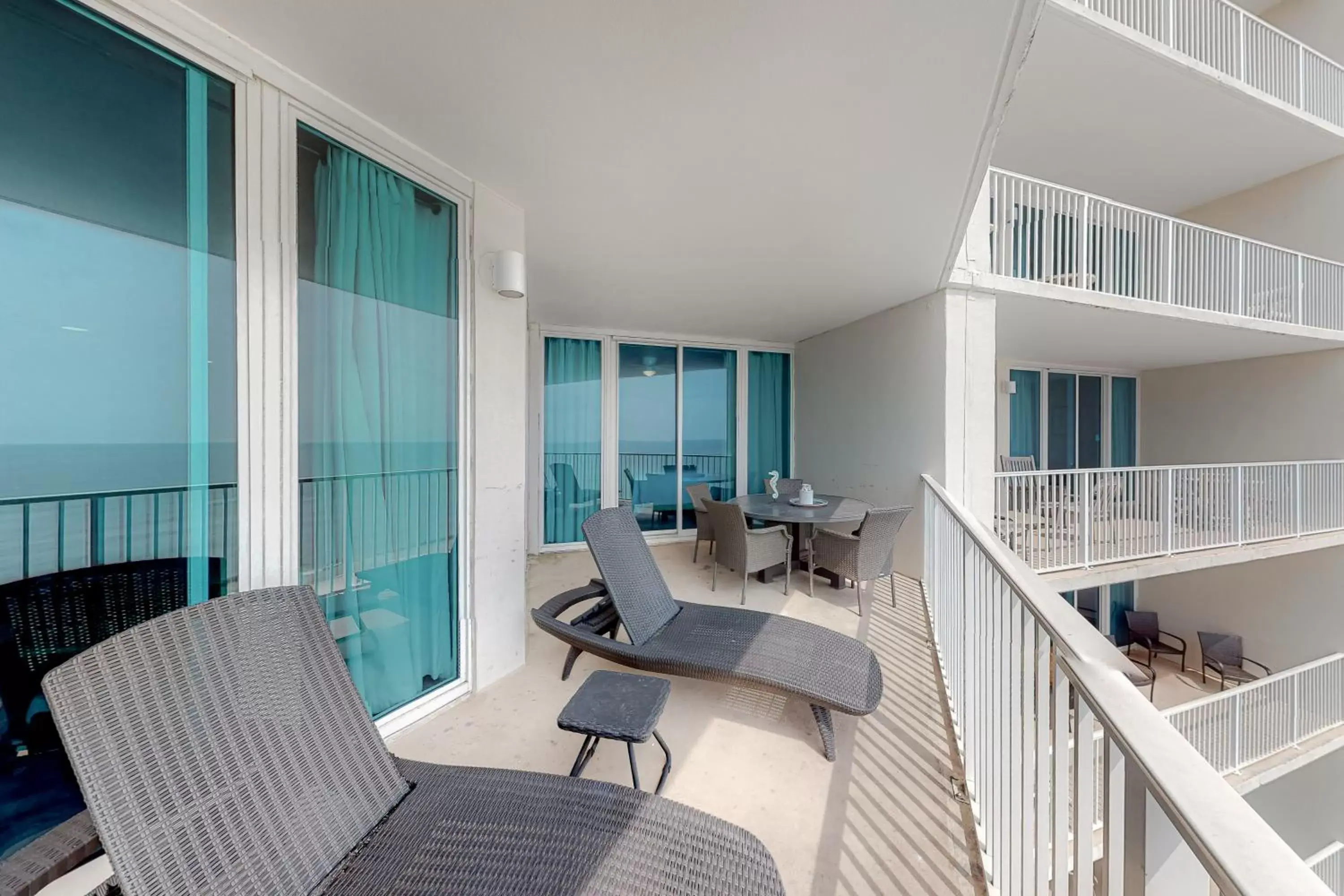 Balcony/Terrace in Lighthouse Condominiums IV