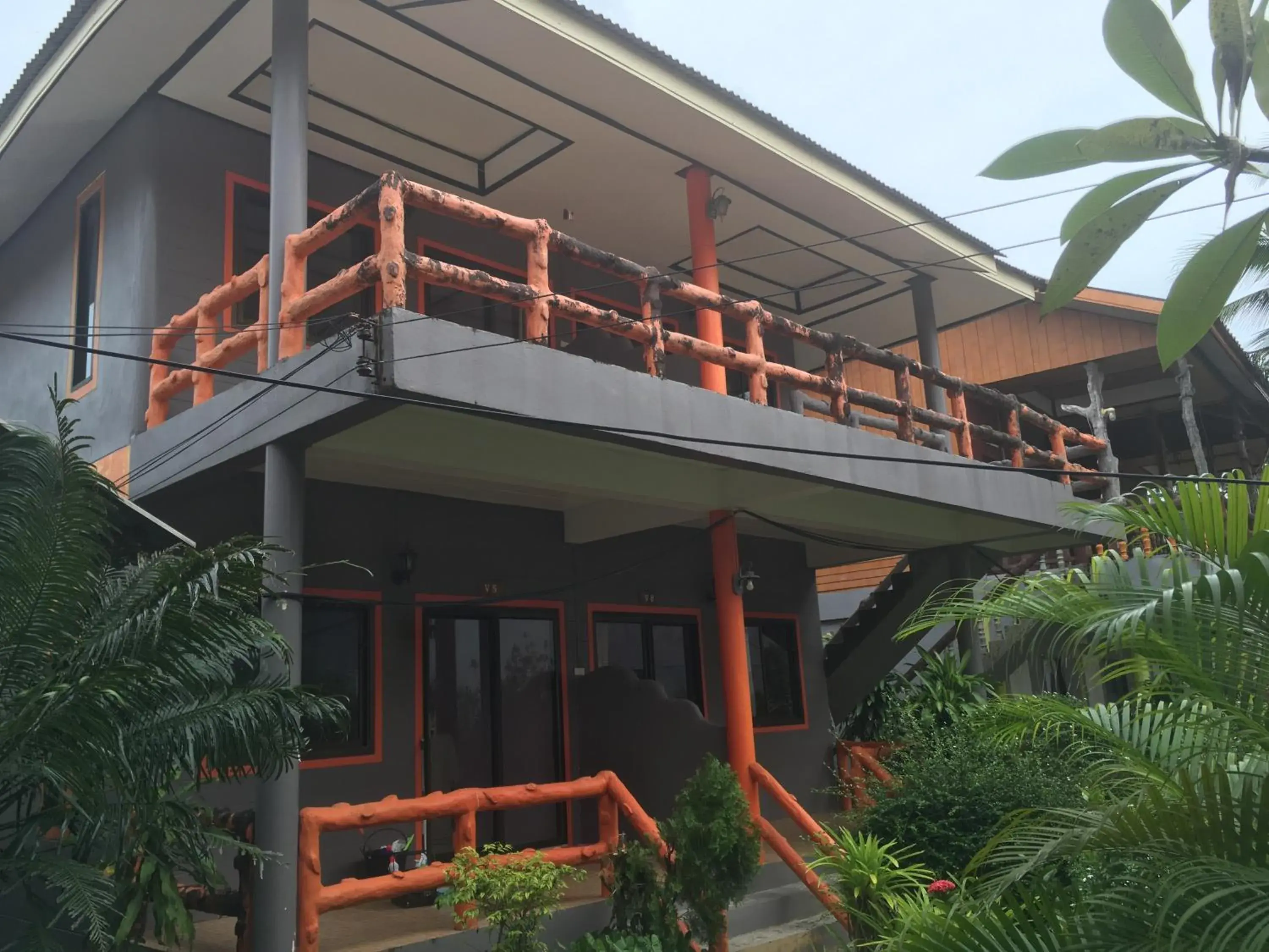 Property Building in Lanta Garden Home (SHA Extra Plus)