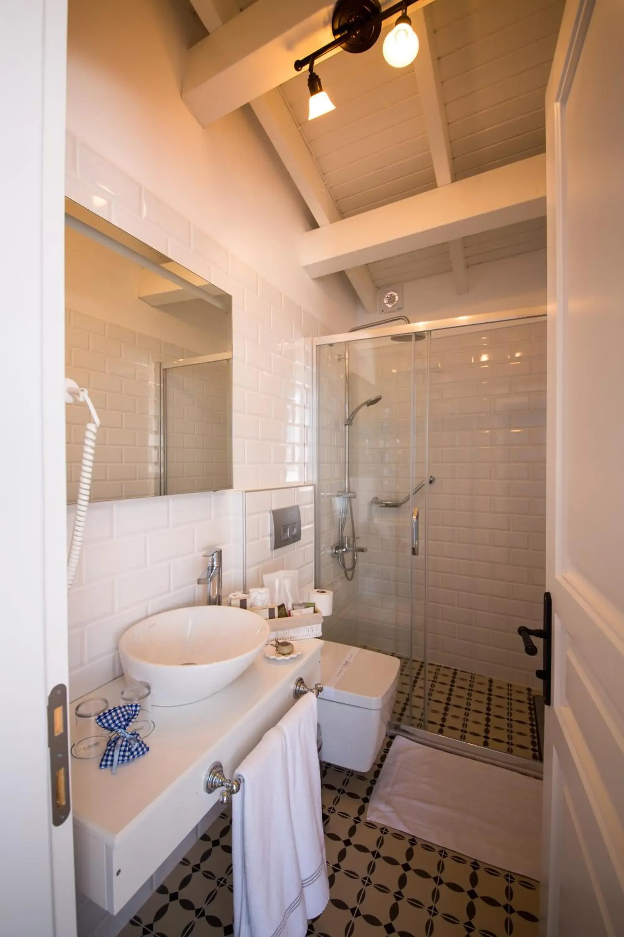 Shower, Bathroom in Viento Alacati Hotel