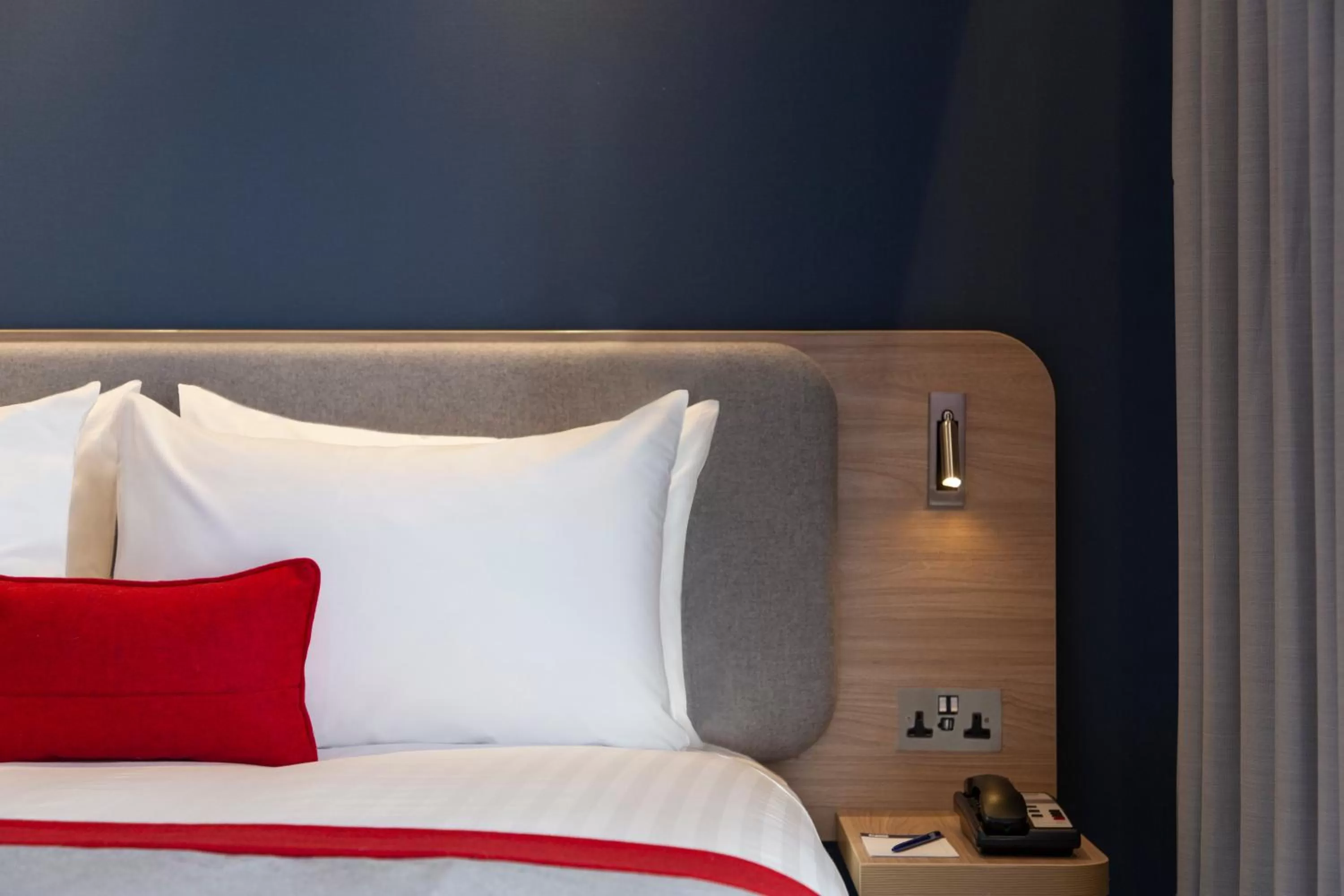 Photo of the whole room, Bed in Holiday Inn Express - Barrow-in-Furness & South Lakes by IHG