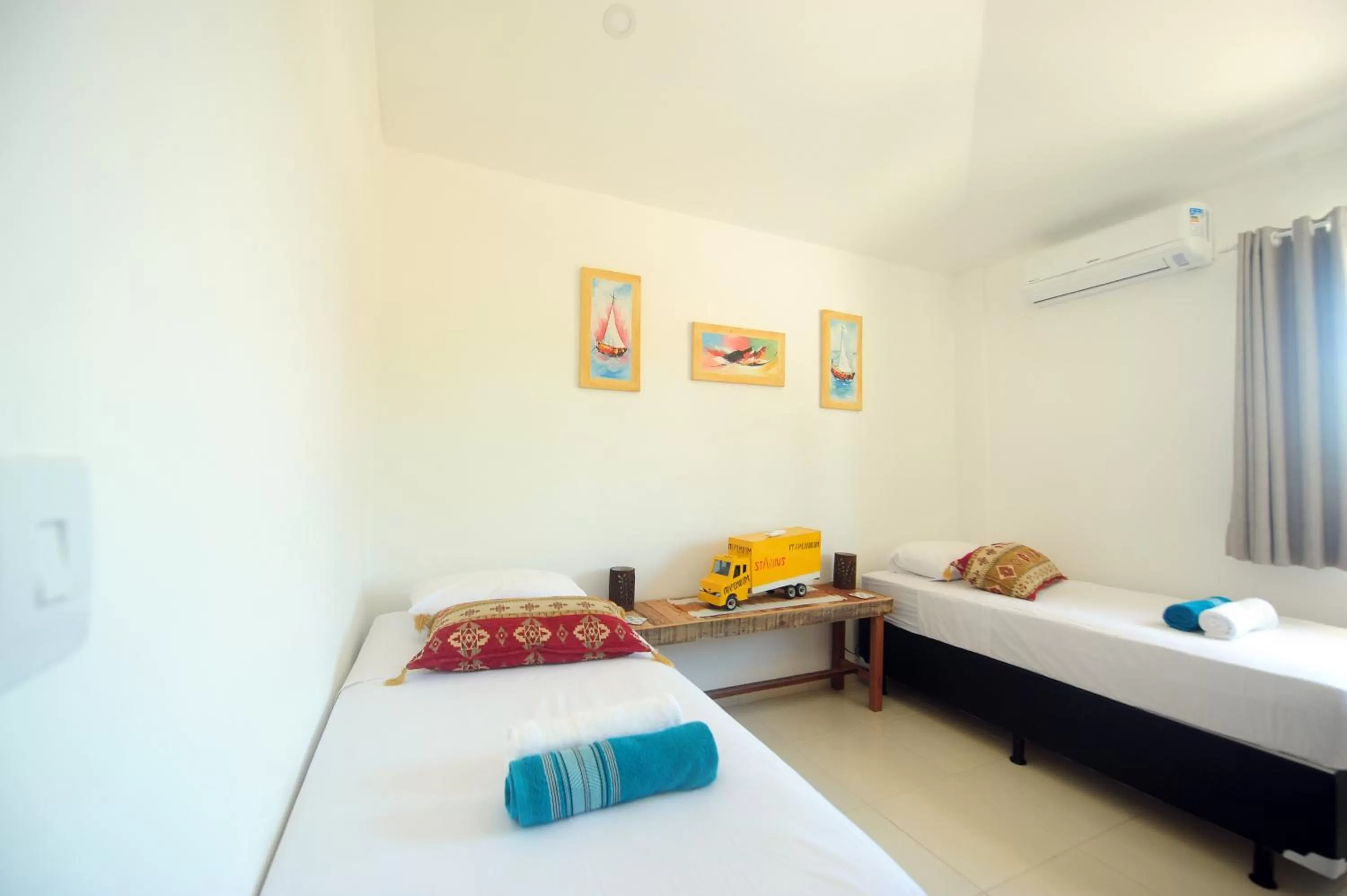 Bed in Manga Verde Beach Residence