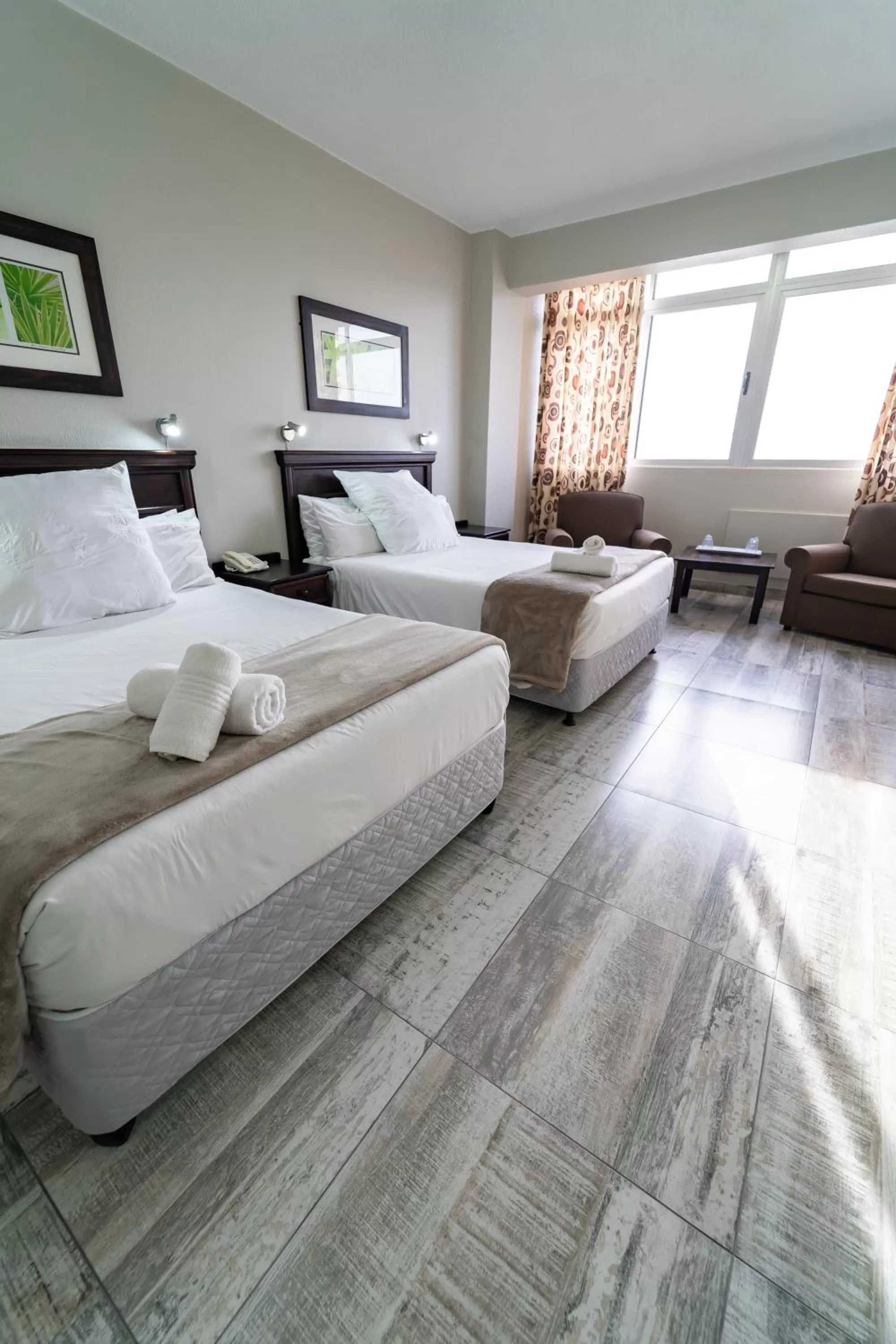 Photo of the whole room, Bed in Gooderson Tropicana Hotel