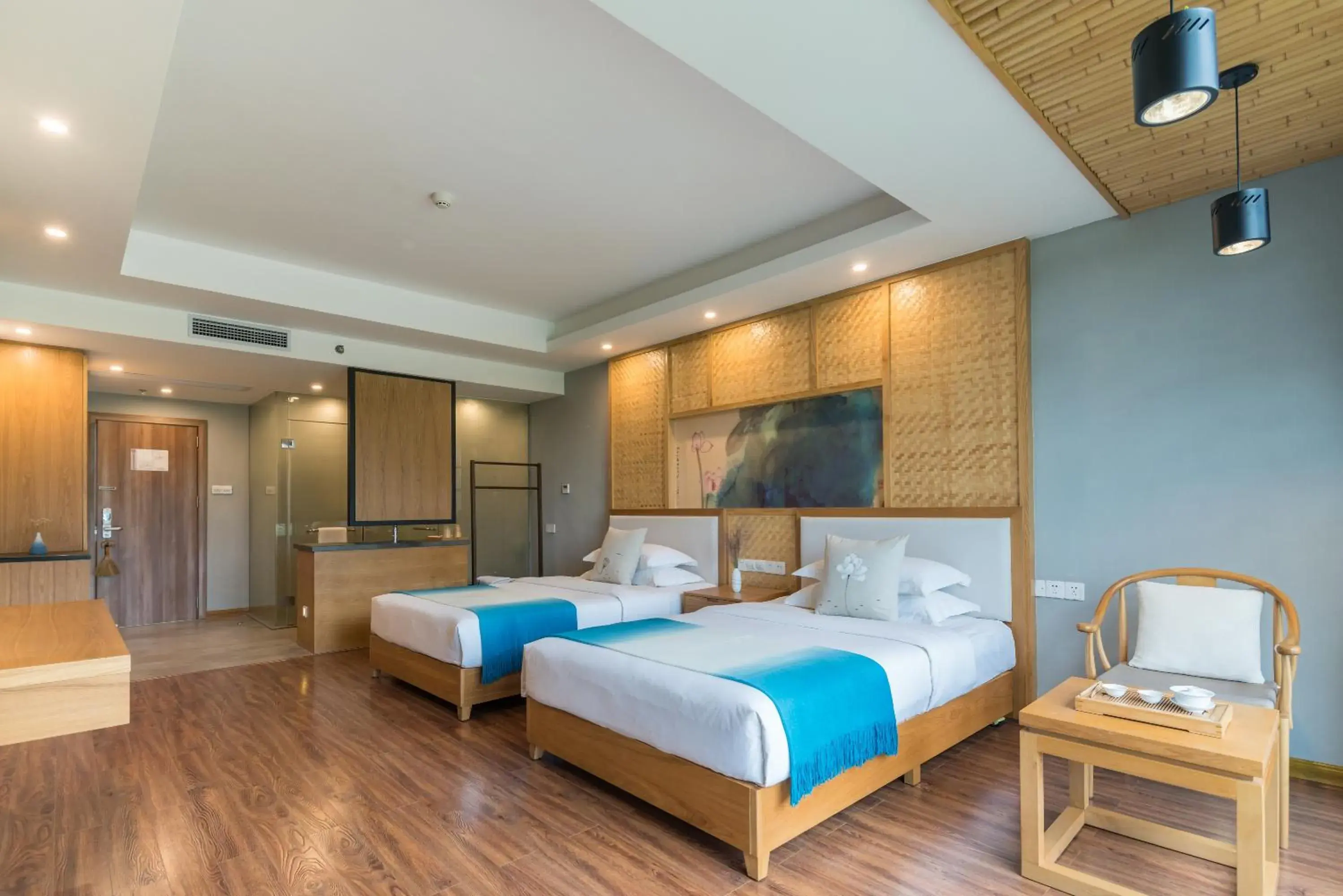 Photo of the whole room, Bed in Yangshuo Zen Garden Resort