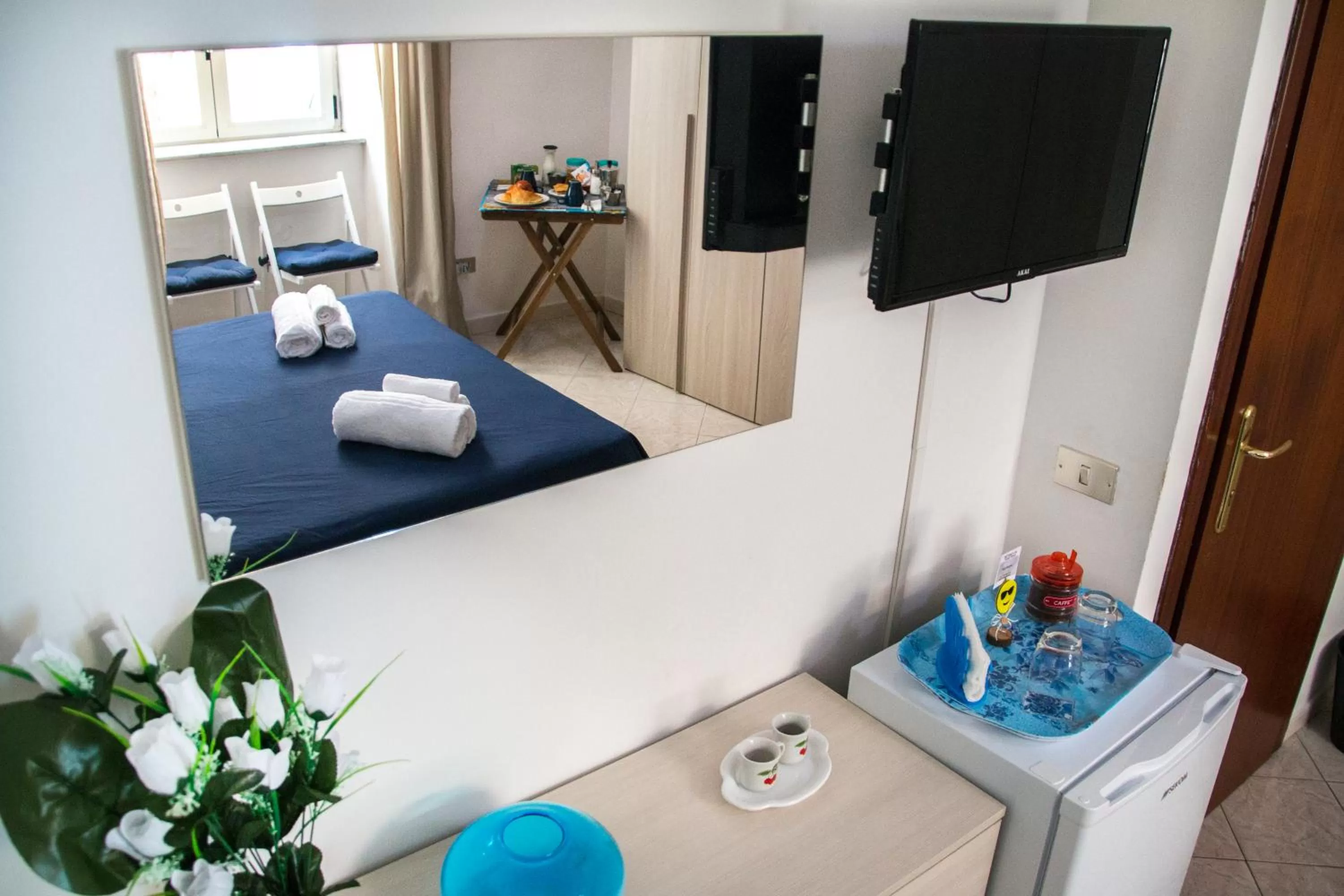 Bedroom, Bed in B&B Carbonara Napoli