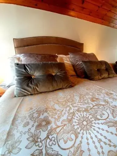 Bed in Groom's Cottage