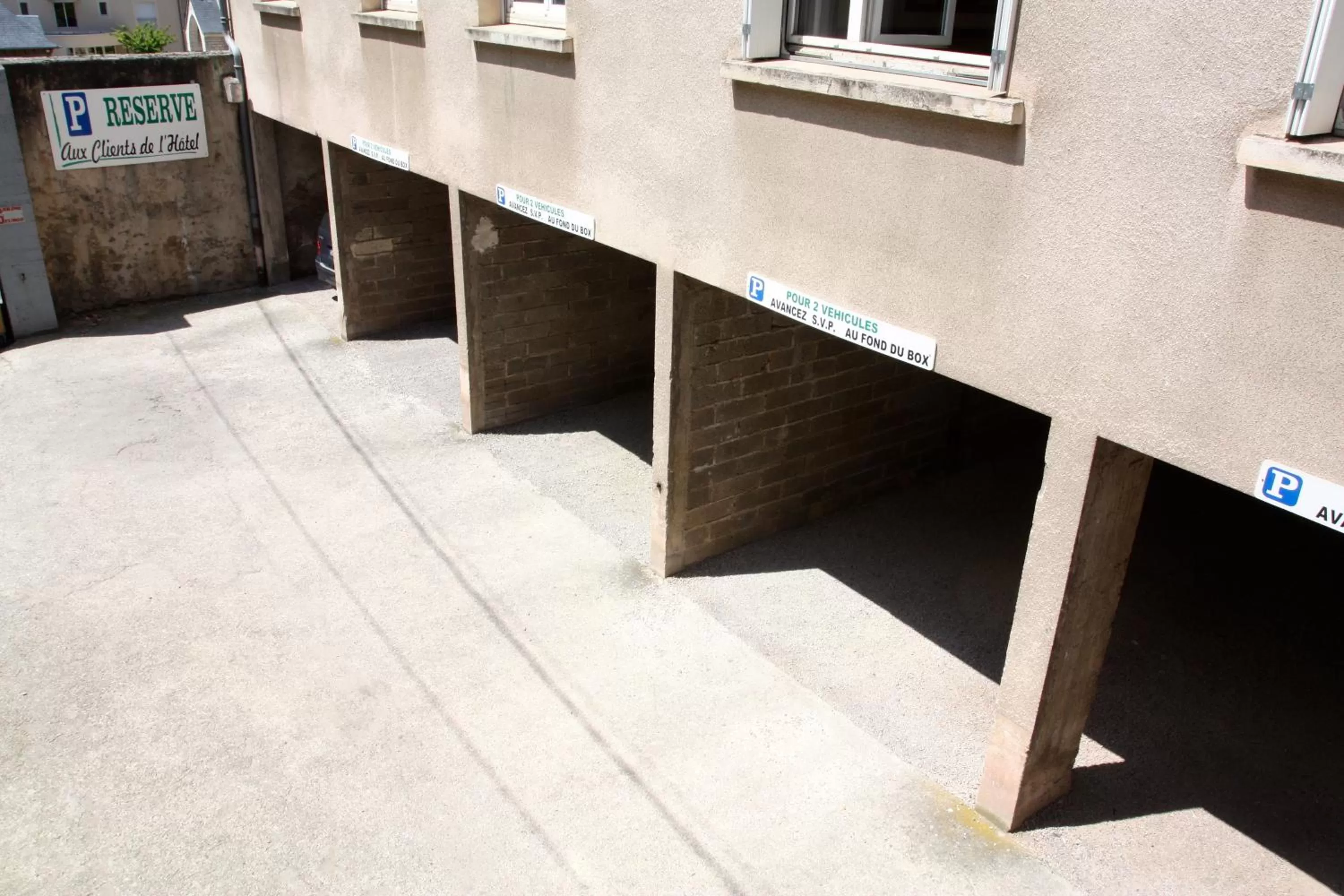 View (from property/room) in Logis Hôtel Restaurant du Midi - Rodez Centre