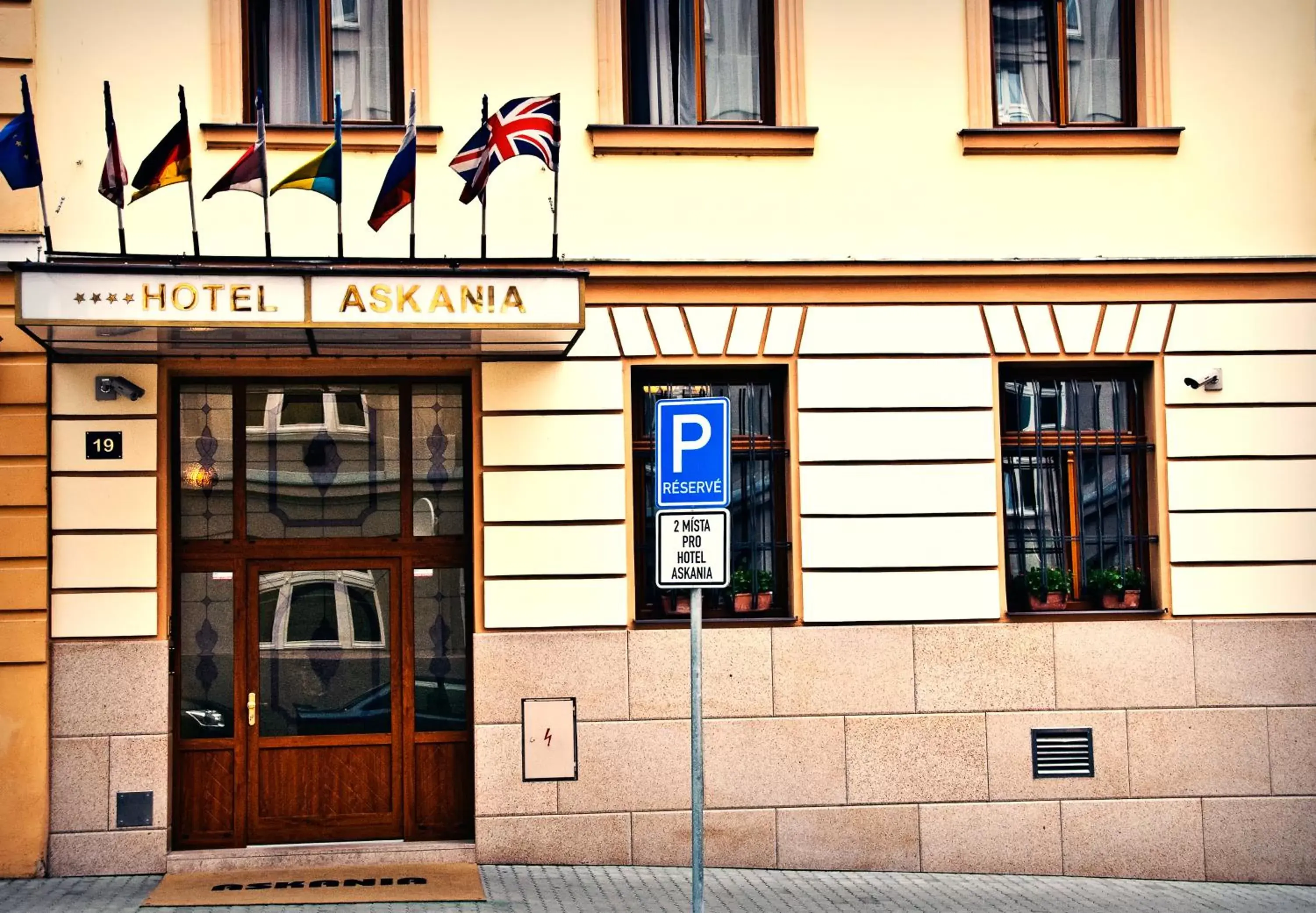 Facade/entrance, Property Building in Hotel Askania