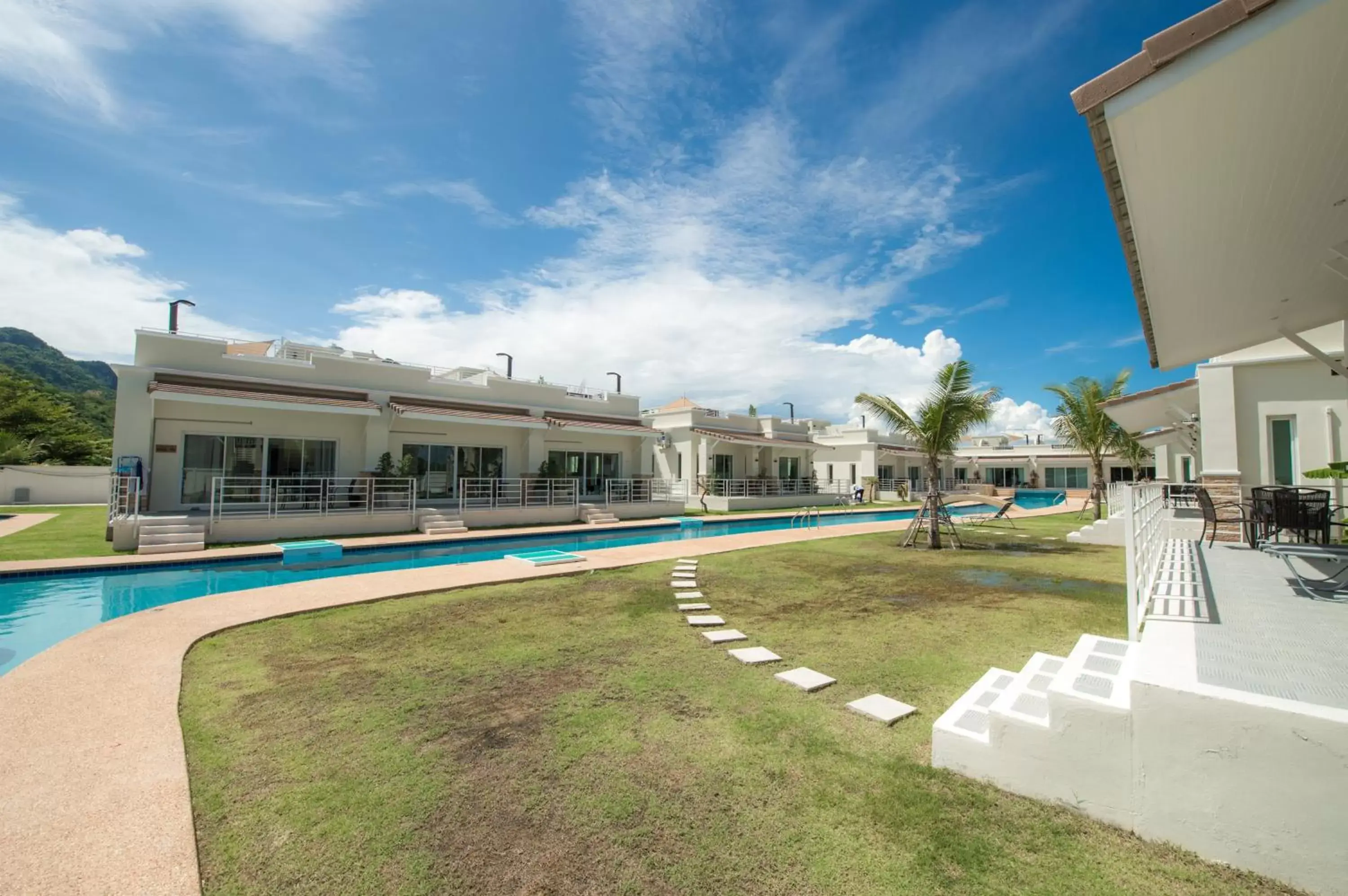 Pool view, Garden in Oriental Beach Pearl Resort