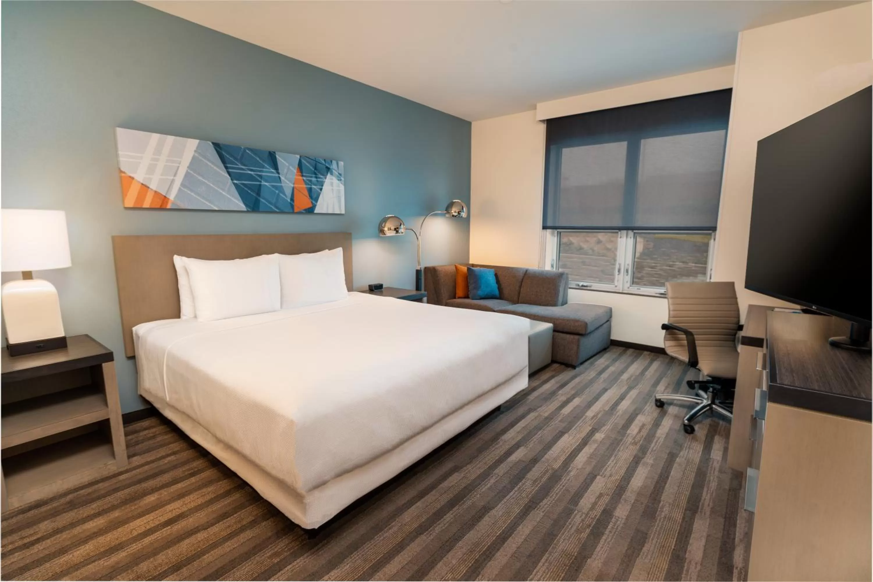 Photo of the whole room, Bed in Hyatt House Nashville/Franklin/Cool Springs
