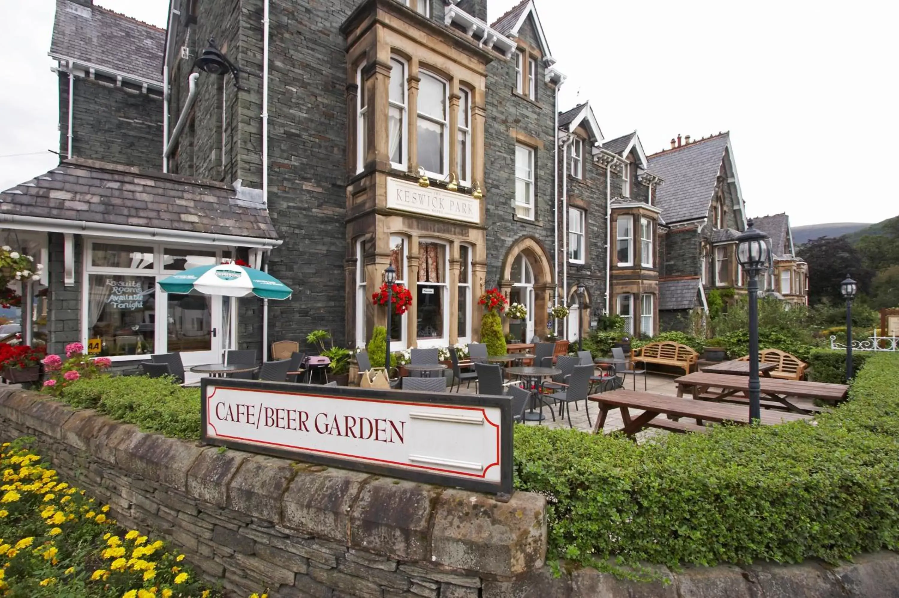 Facade/entrance, Property Building in Keswick Park Hotel