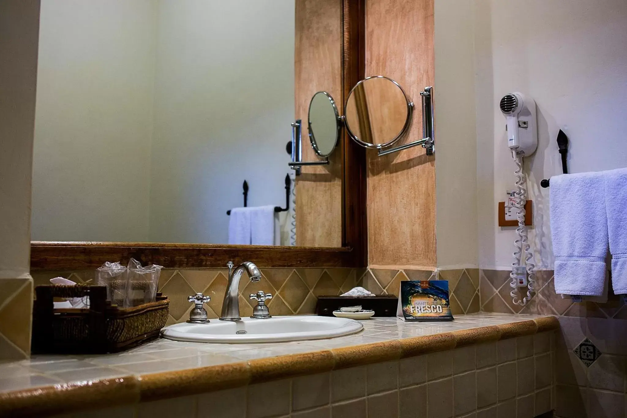 Bathroom in Porta Hotel Antigua