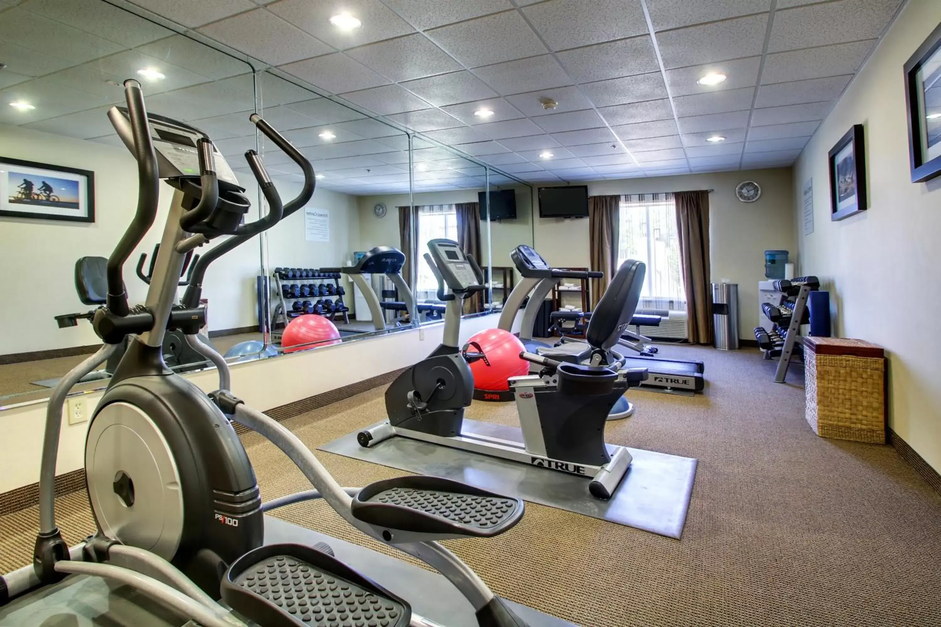 Fitness centre/facilities, Fitness Center/Facilities in Holiday Inn Express Hotel & Suites Live Oak, an IHG Hotel