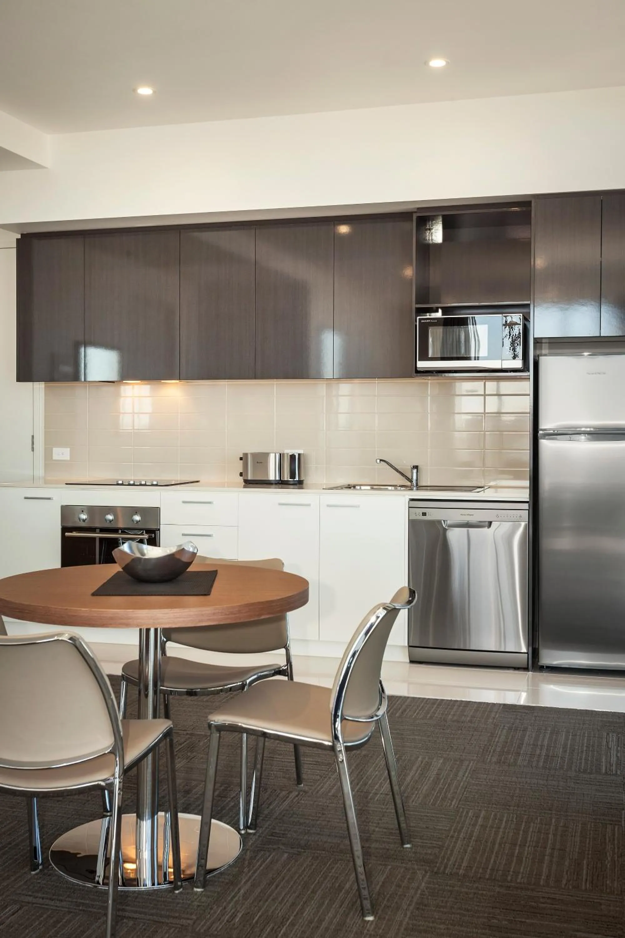 Dining area in Quest on Franklin