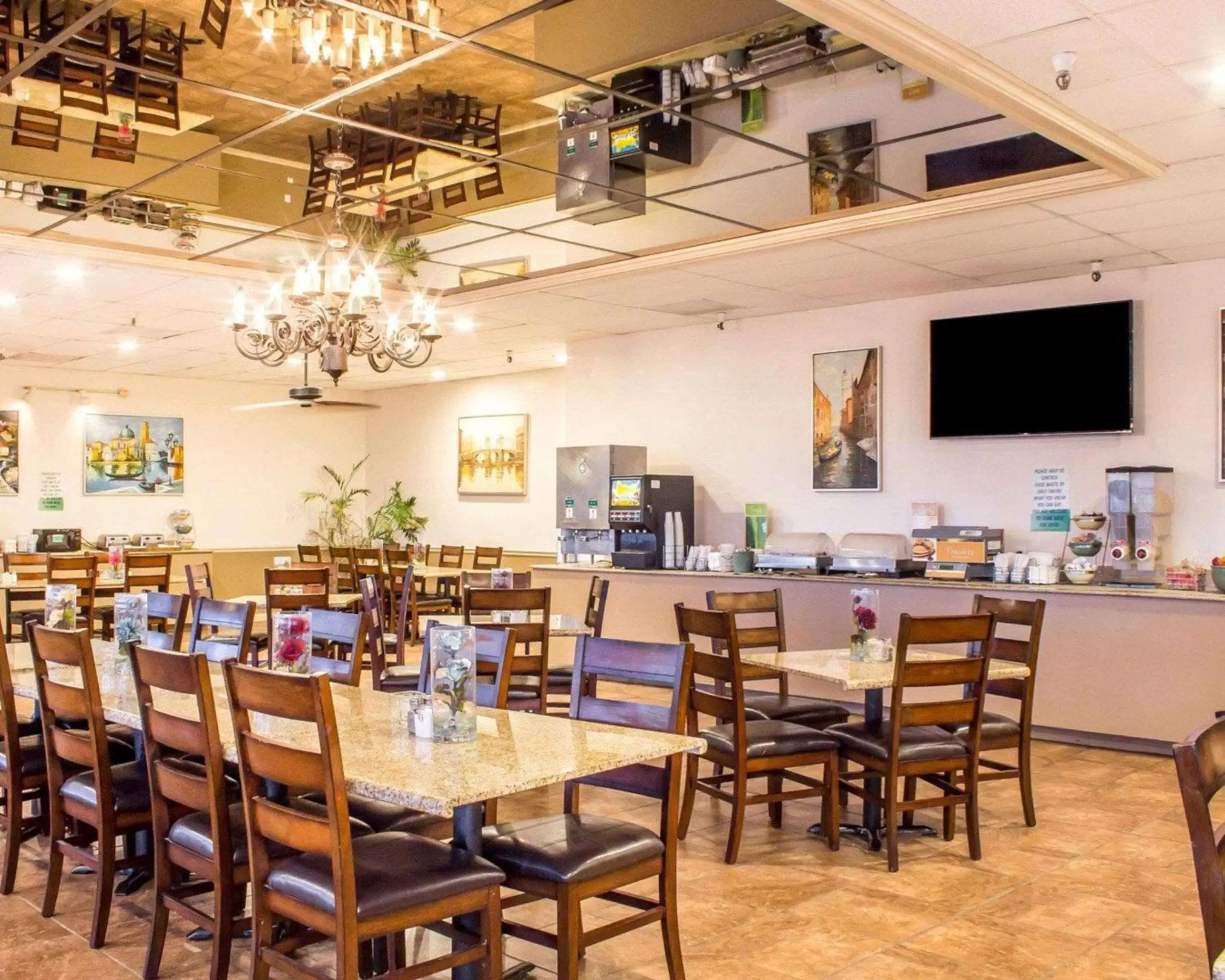 Restaurant/Places to Eat in Quality Inn & Suites Lake Havasu City