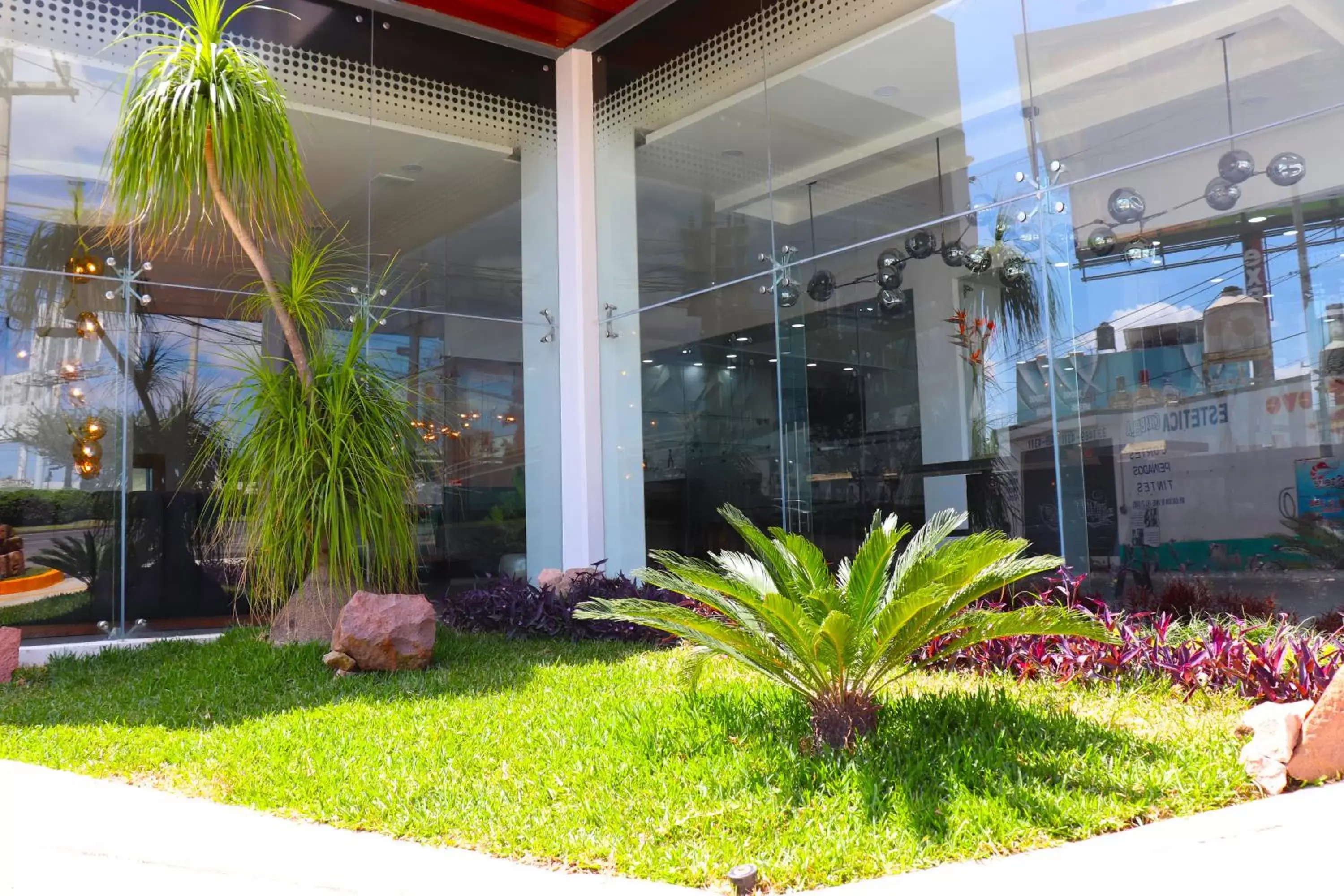 Facade/entrance in Hotel Bugari Aeropuerto Guadalajara