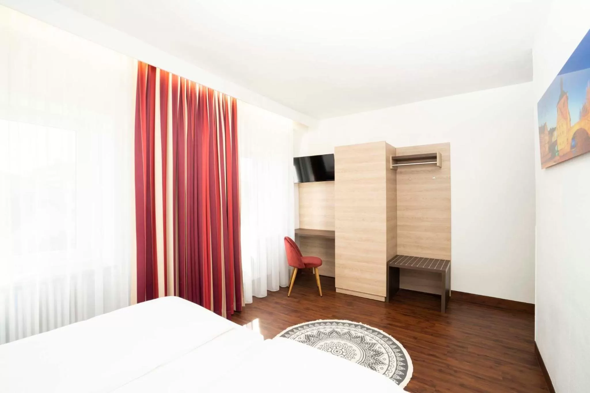 Photo of the whole room, Bed in Hotel National