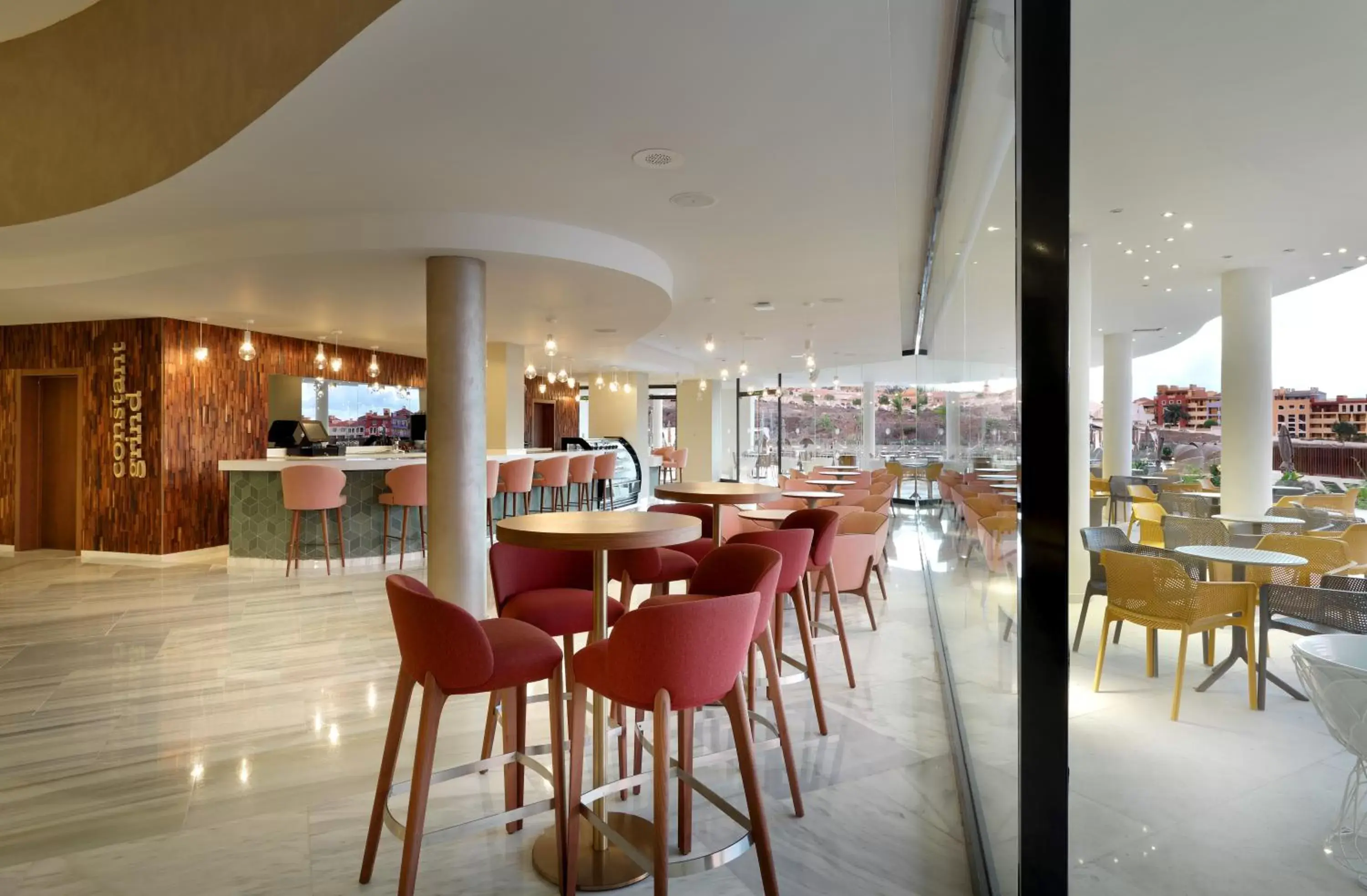 Lounge or bar, Restaurant/Places to Eat in Hard Rock Hotel Tenerife