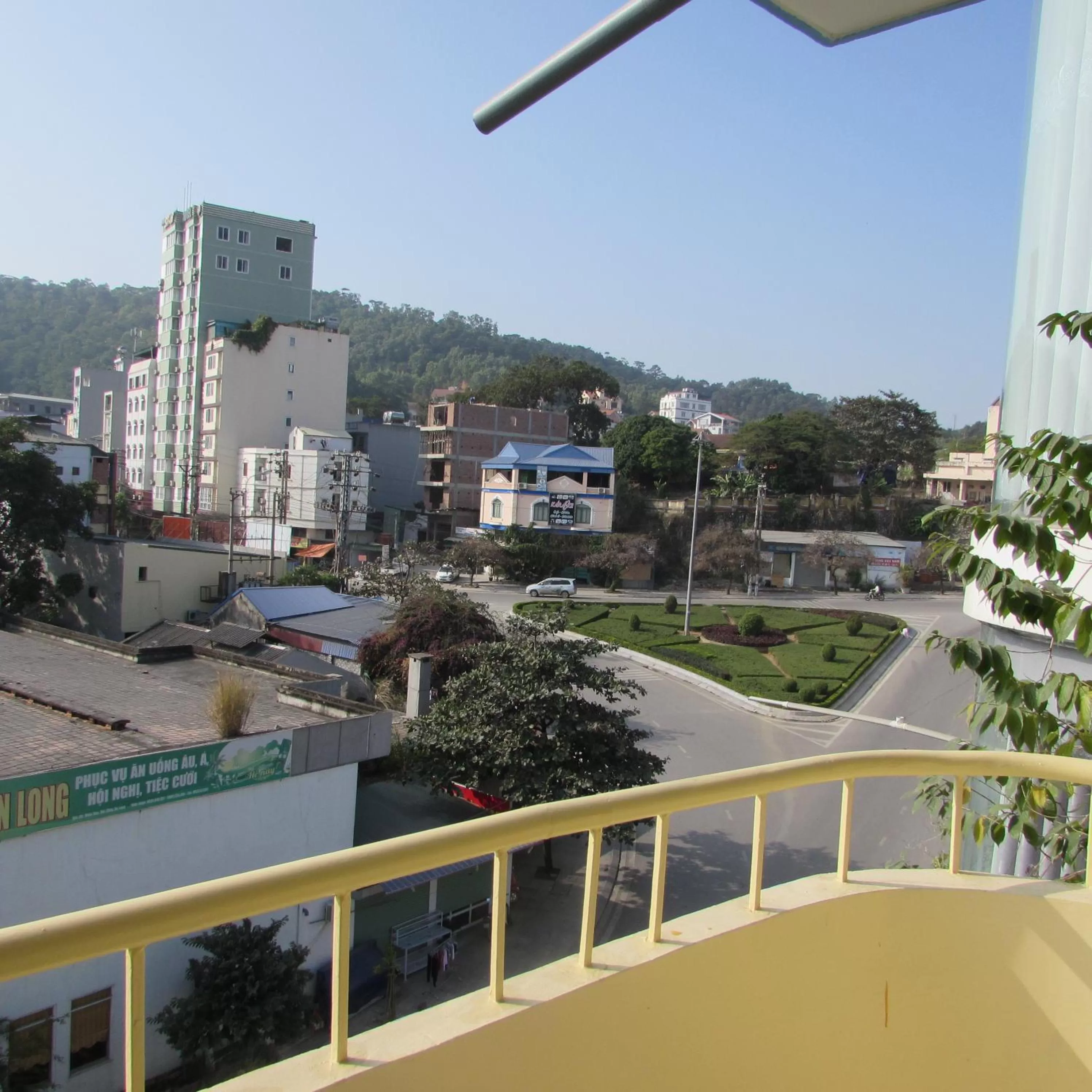 Balcony/Terrace in Viet Nhat Halong Hotel - Bai Chay