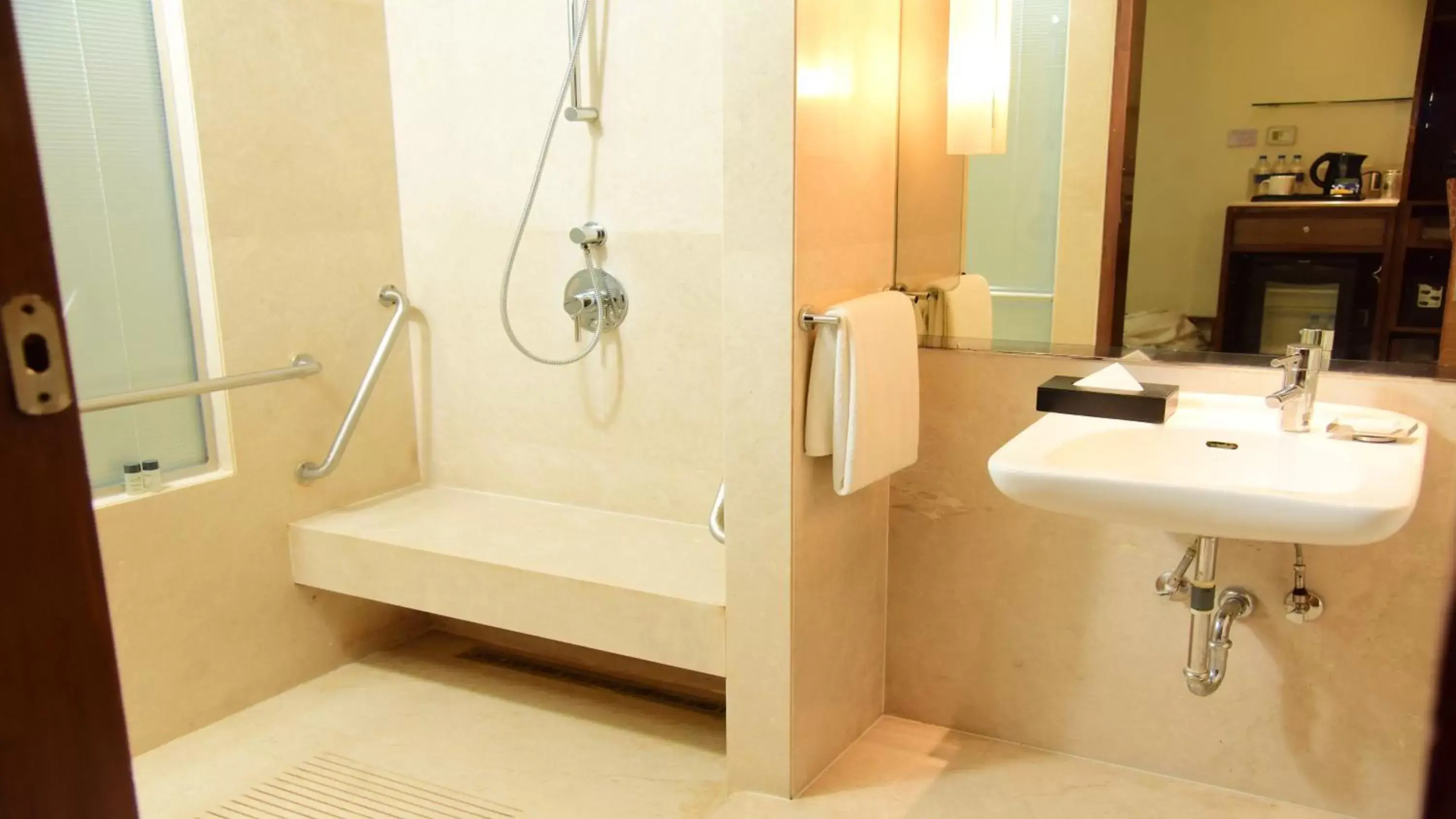 Bathroom in Holiday Inn Jaipur City Centre, an IHG Hotel