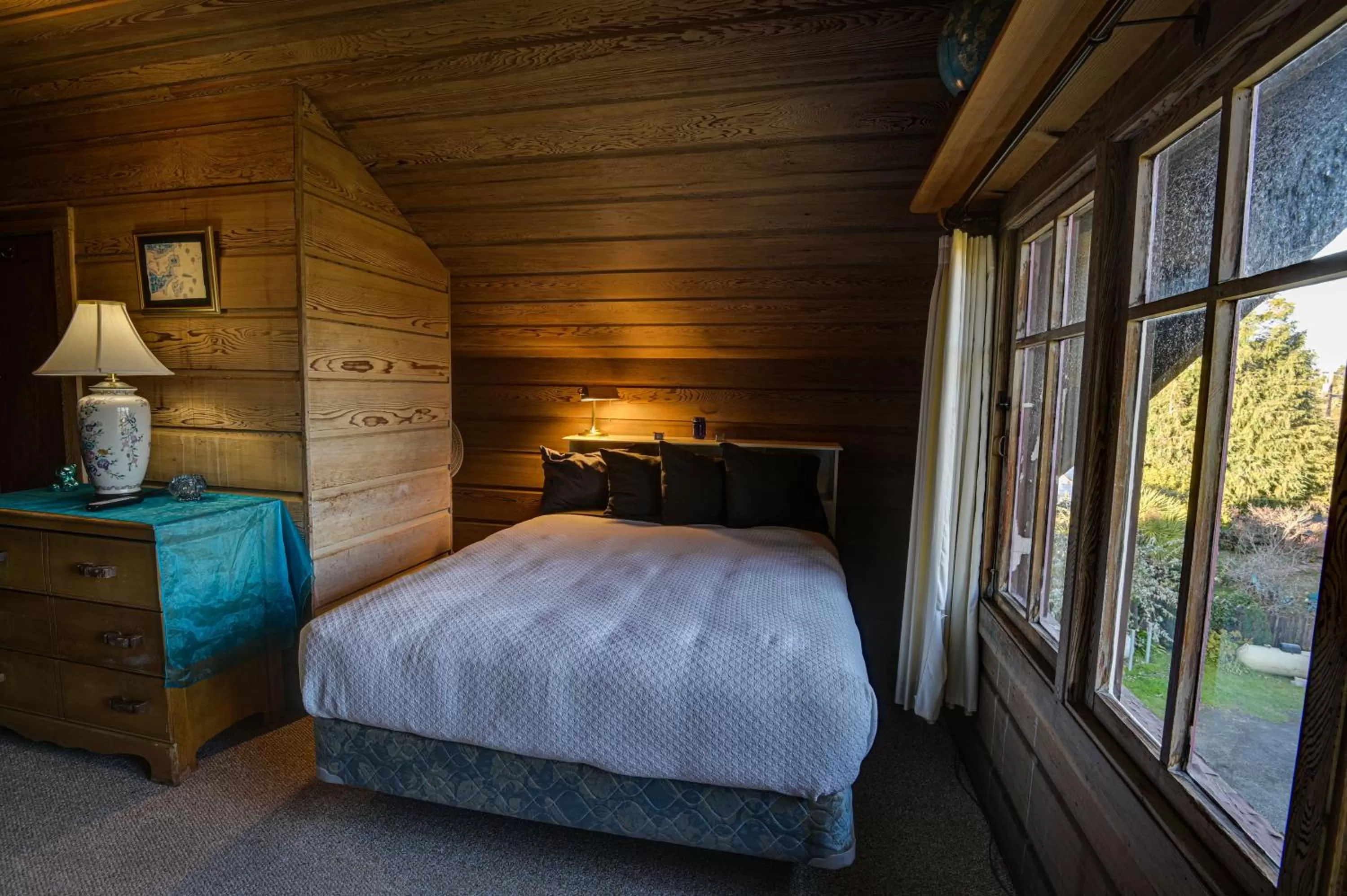 Bed in The Captains Quarters