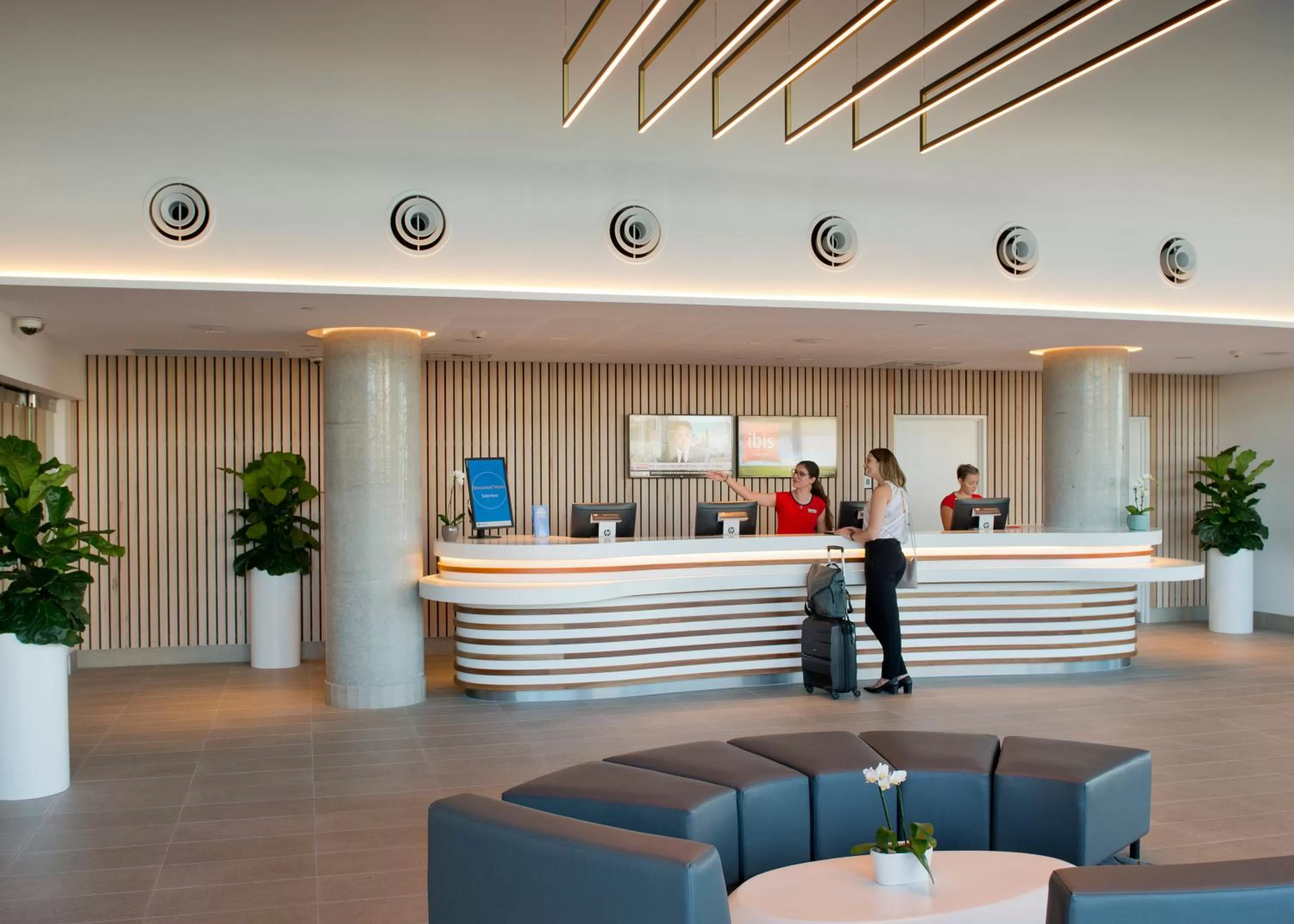 Lobby or reception in ibis Brisbane Airport