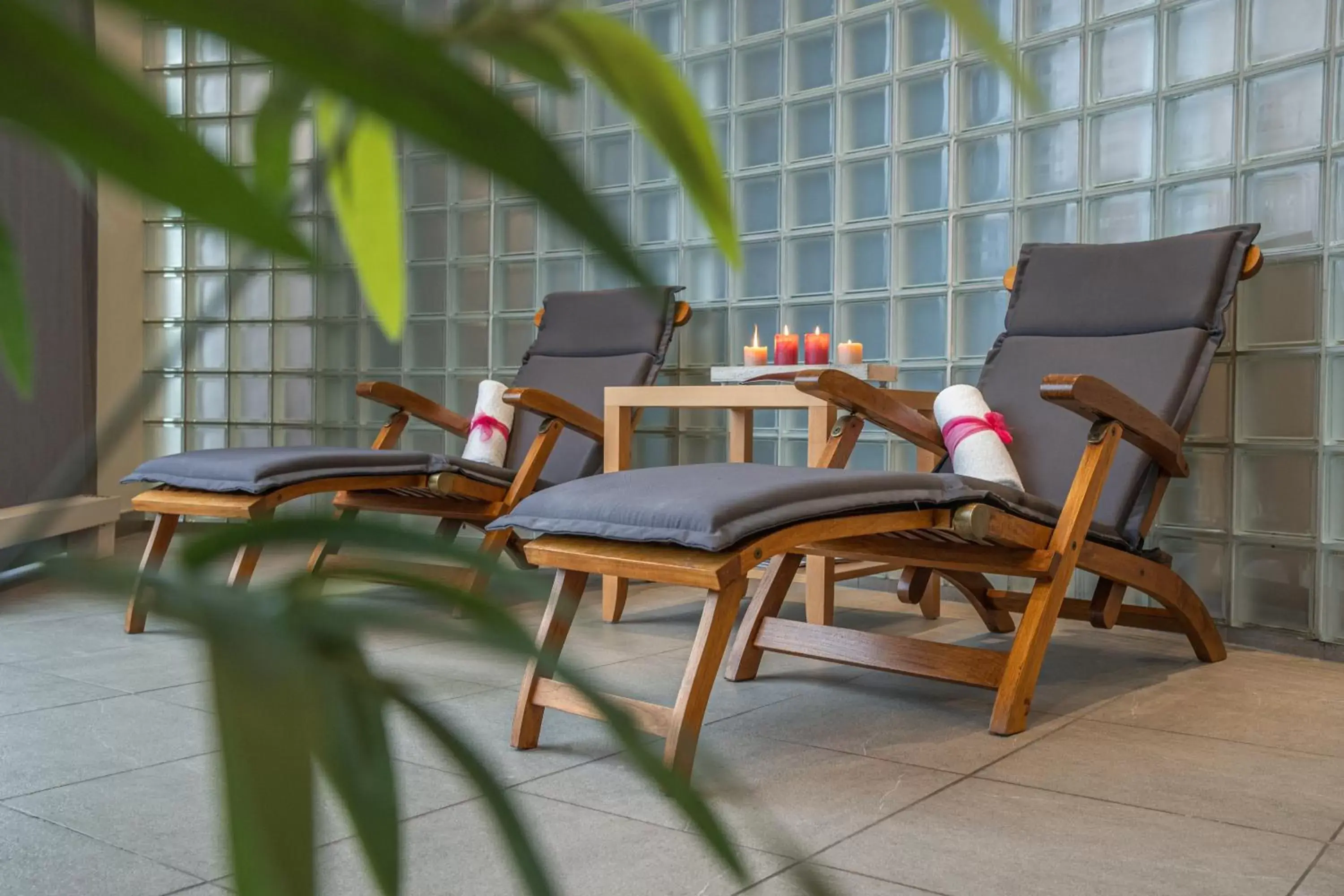 Fitness centre/facilities, Seating Area in Crowne Plaza Brussels Airport, an IHG Hotel