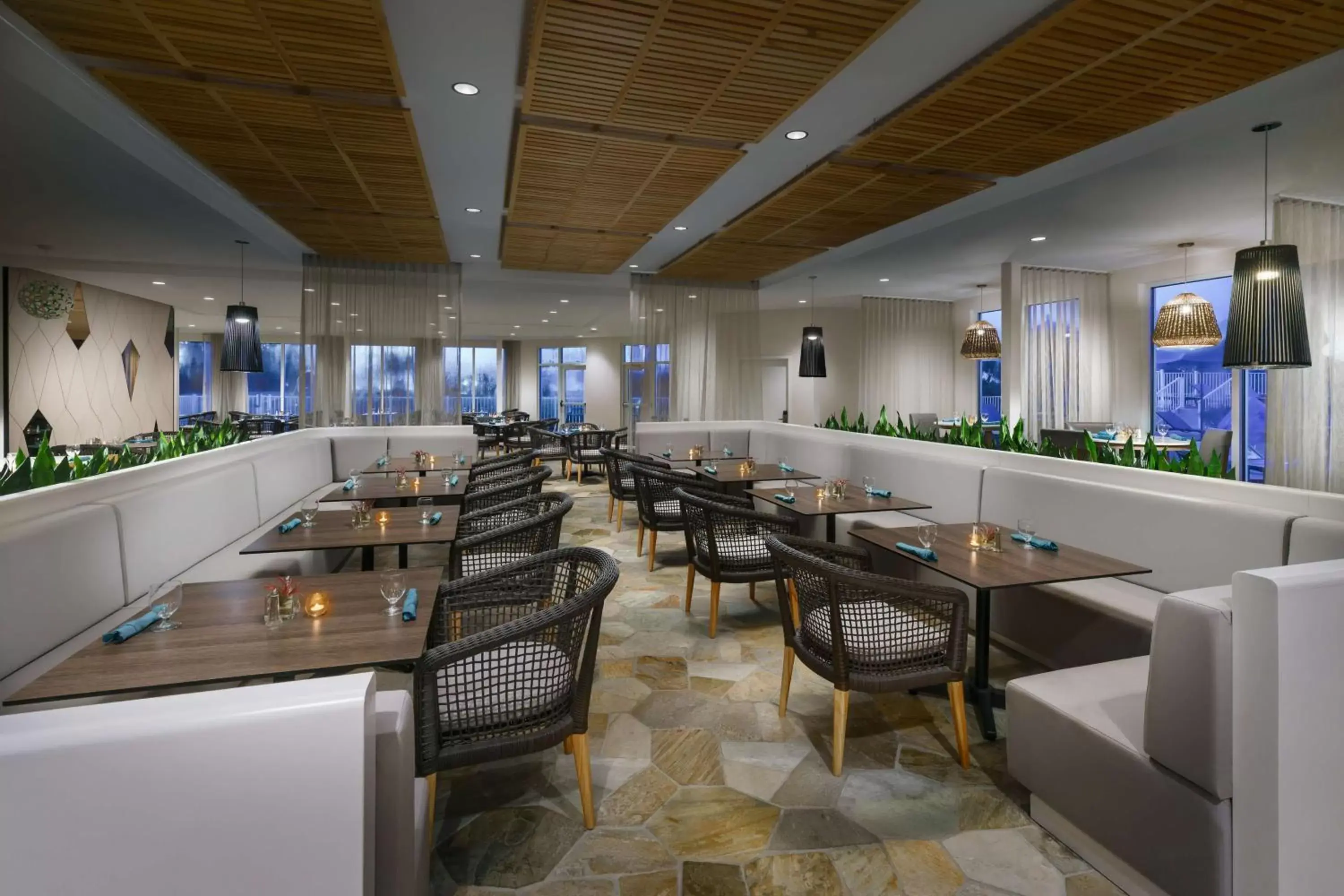 Restaurant/Places to Eat in Hilton Garden Inn Cocoa Beach-Oceanfront, FL