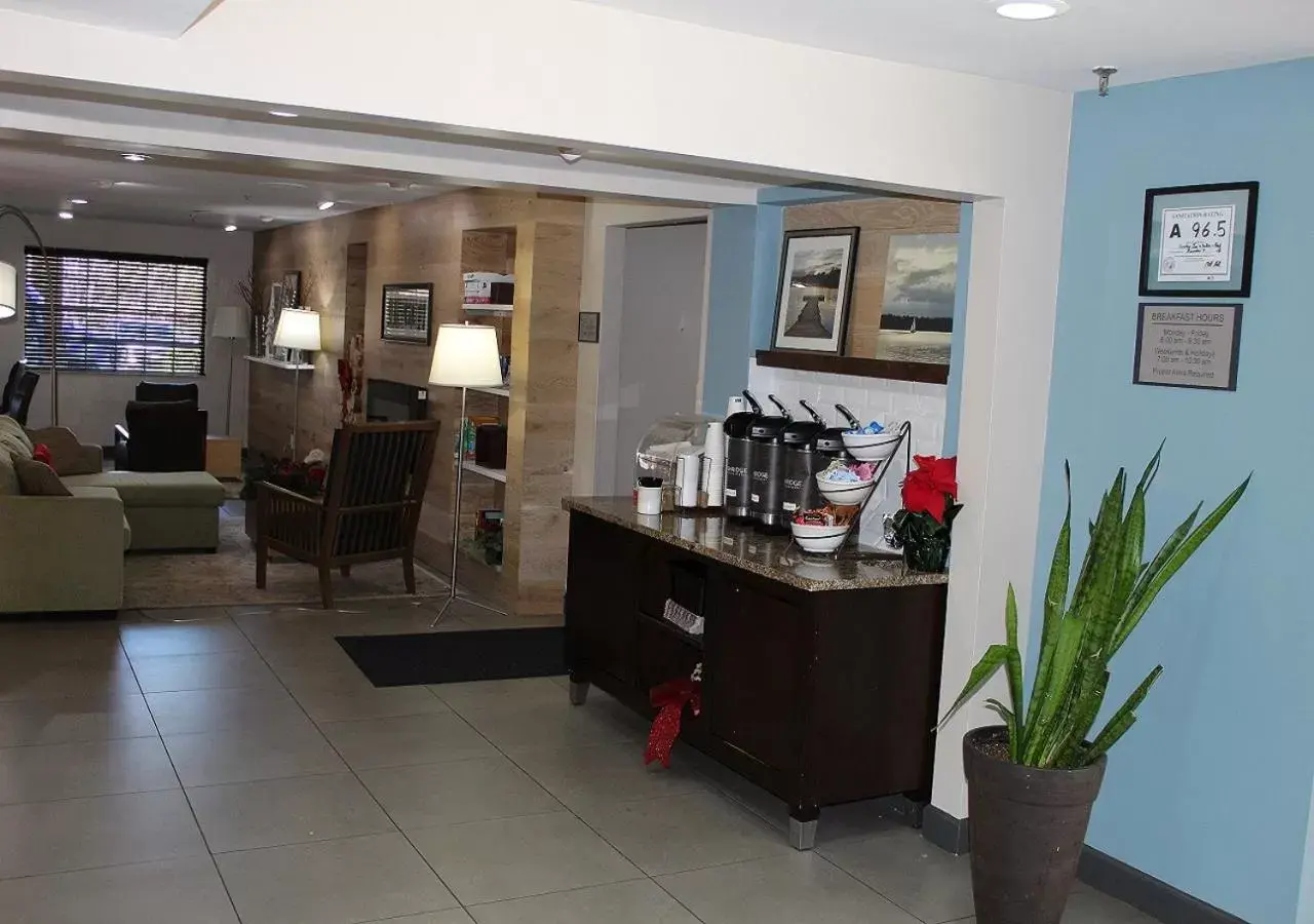 Lobby or reception in Country Inn & Suites by Radisson, Charlotte I-85 Airport, NC
