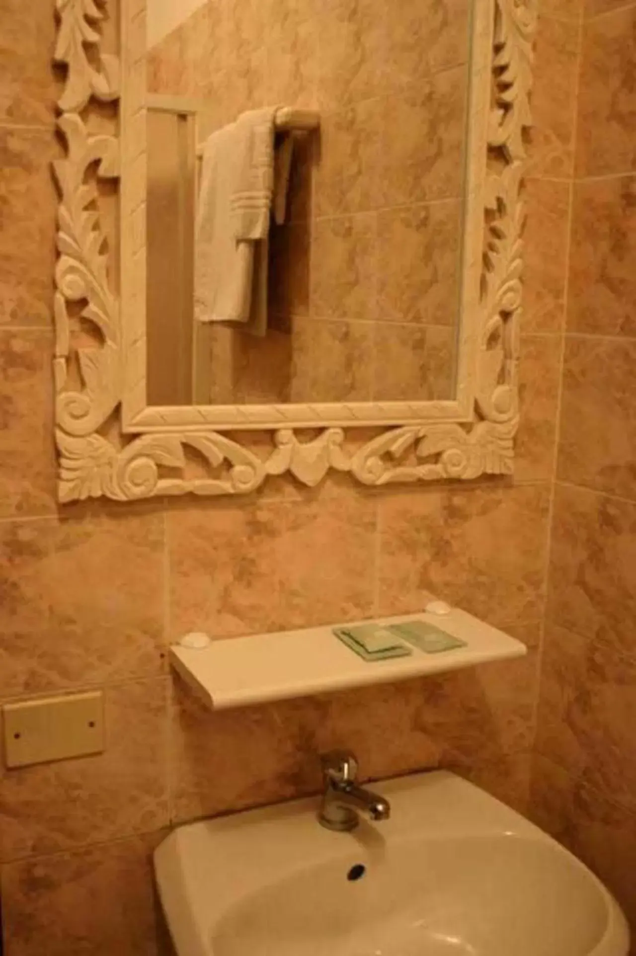Bathroom in Hotel La Selce