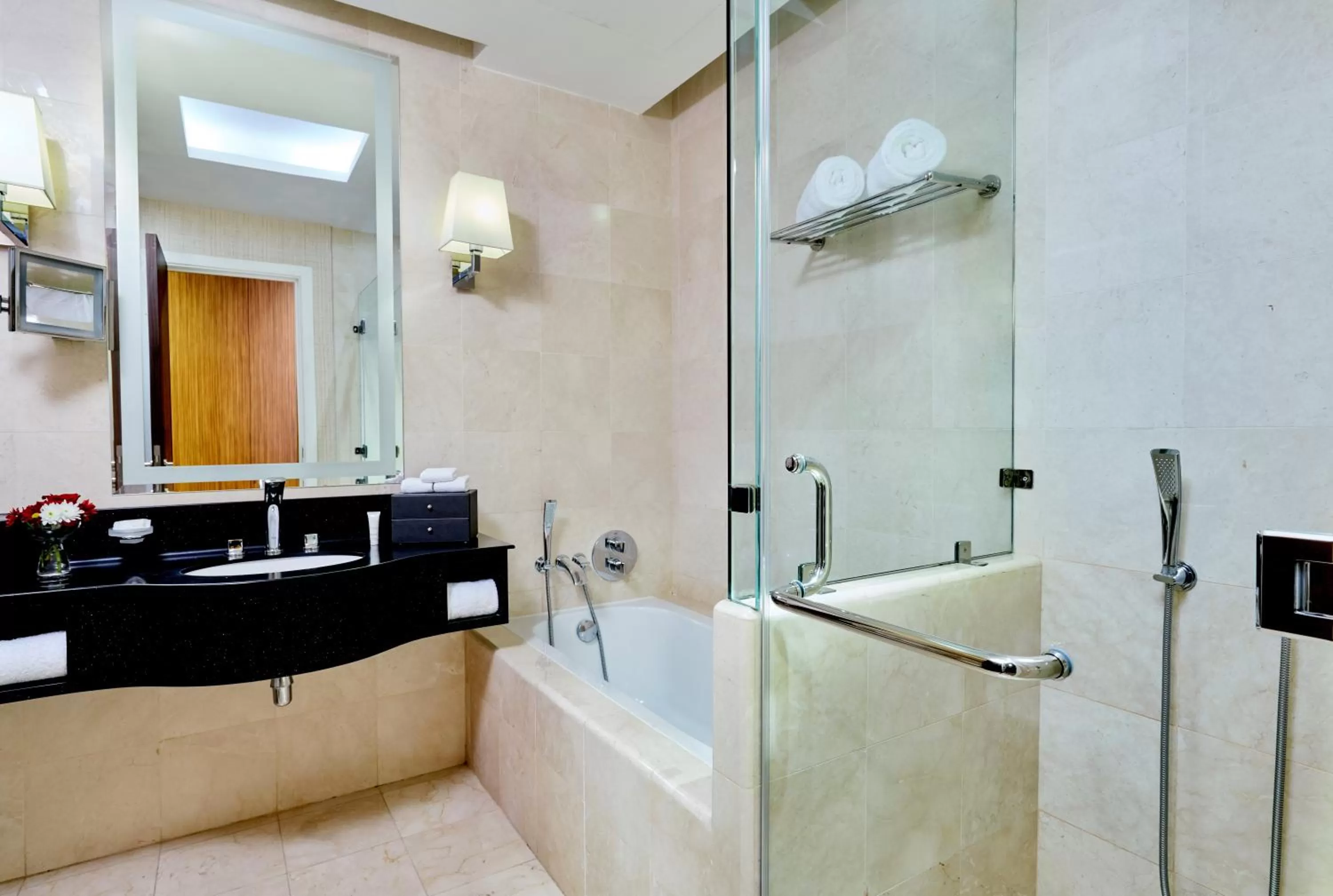 One-Bedroom King Suite - single occupancy - High Floor in Best Plaza West Bay Hotel