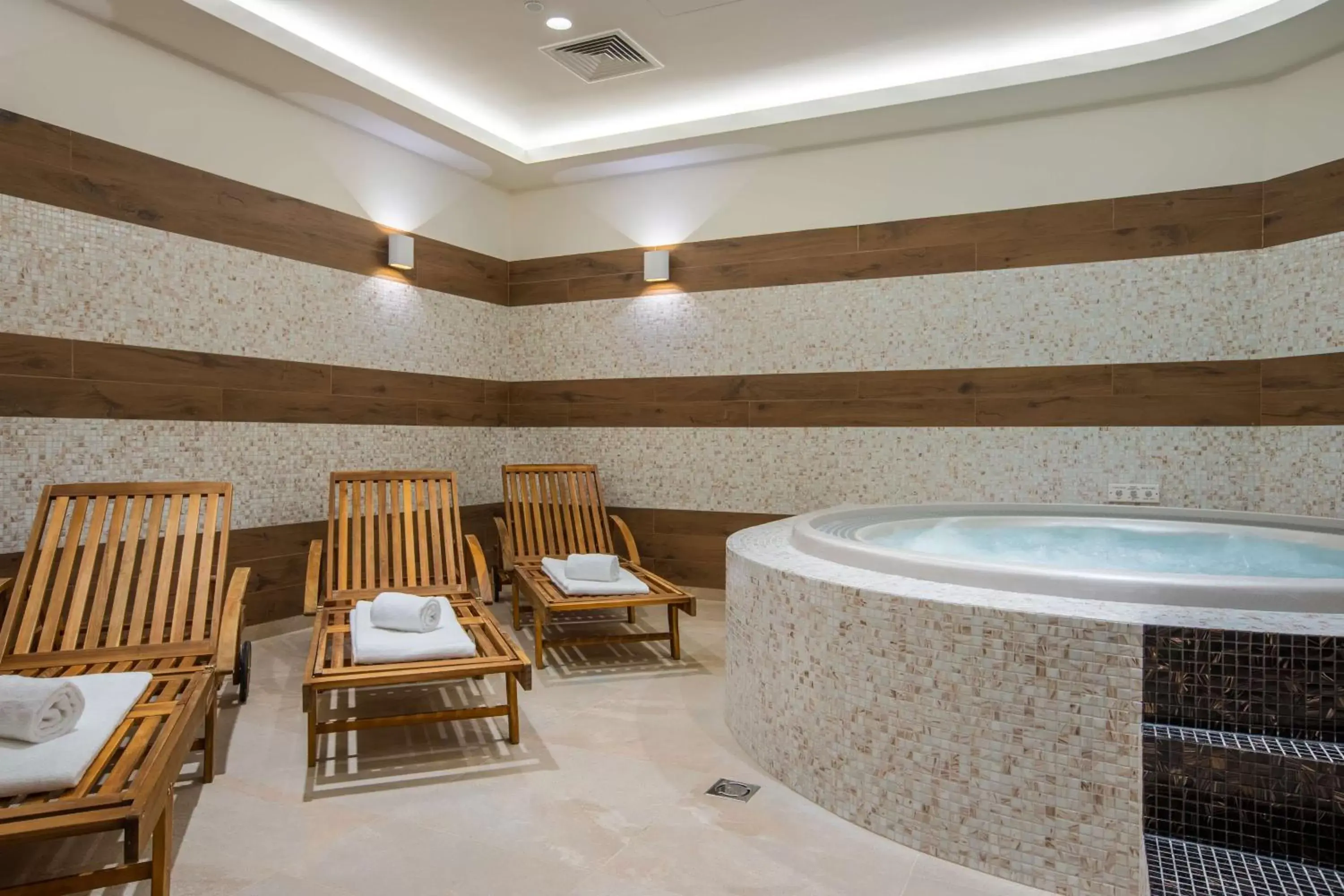 Spa and wellness centre/facilities in Radisson Blu Hotel & Residences