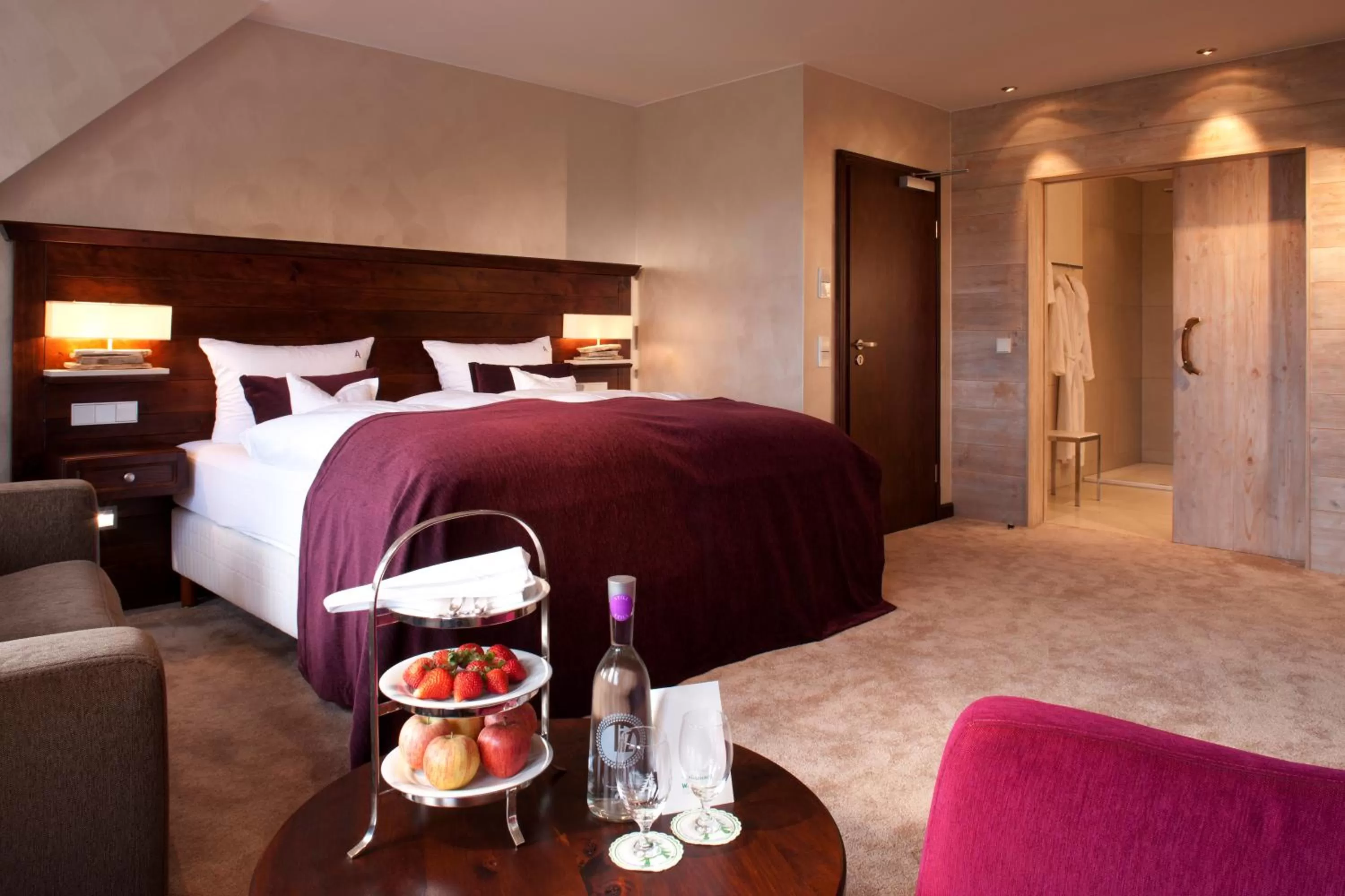 Photo of the whole room, Bed in Waldhaus Ohlenbach