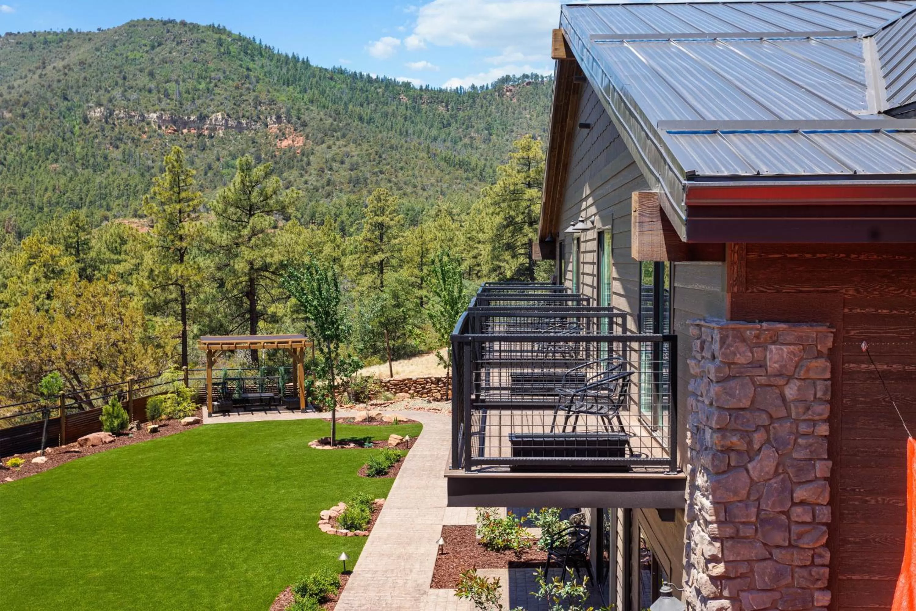 Garden in Lodge at 5600