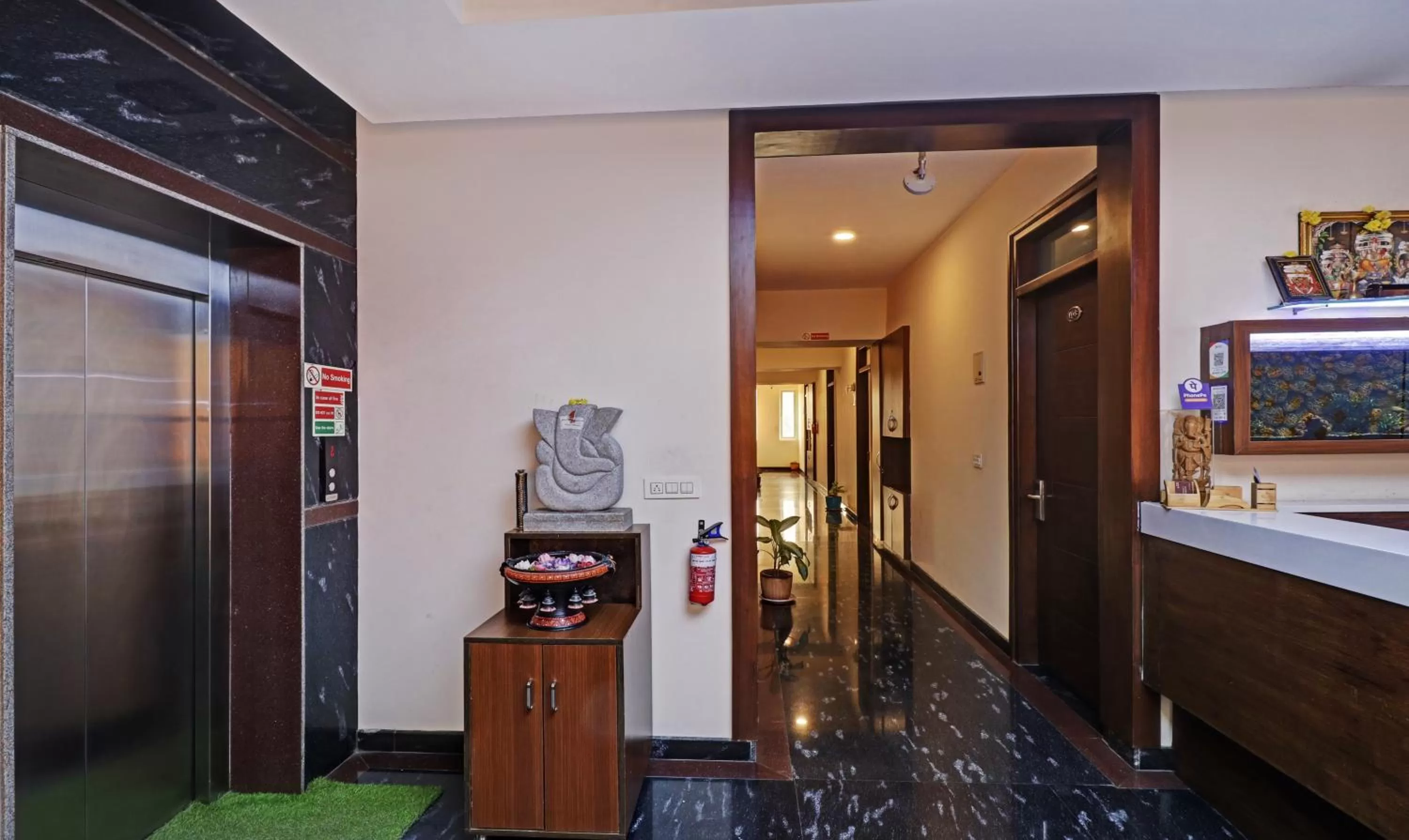 elevator in Treebo RJ Residency