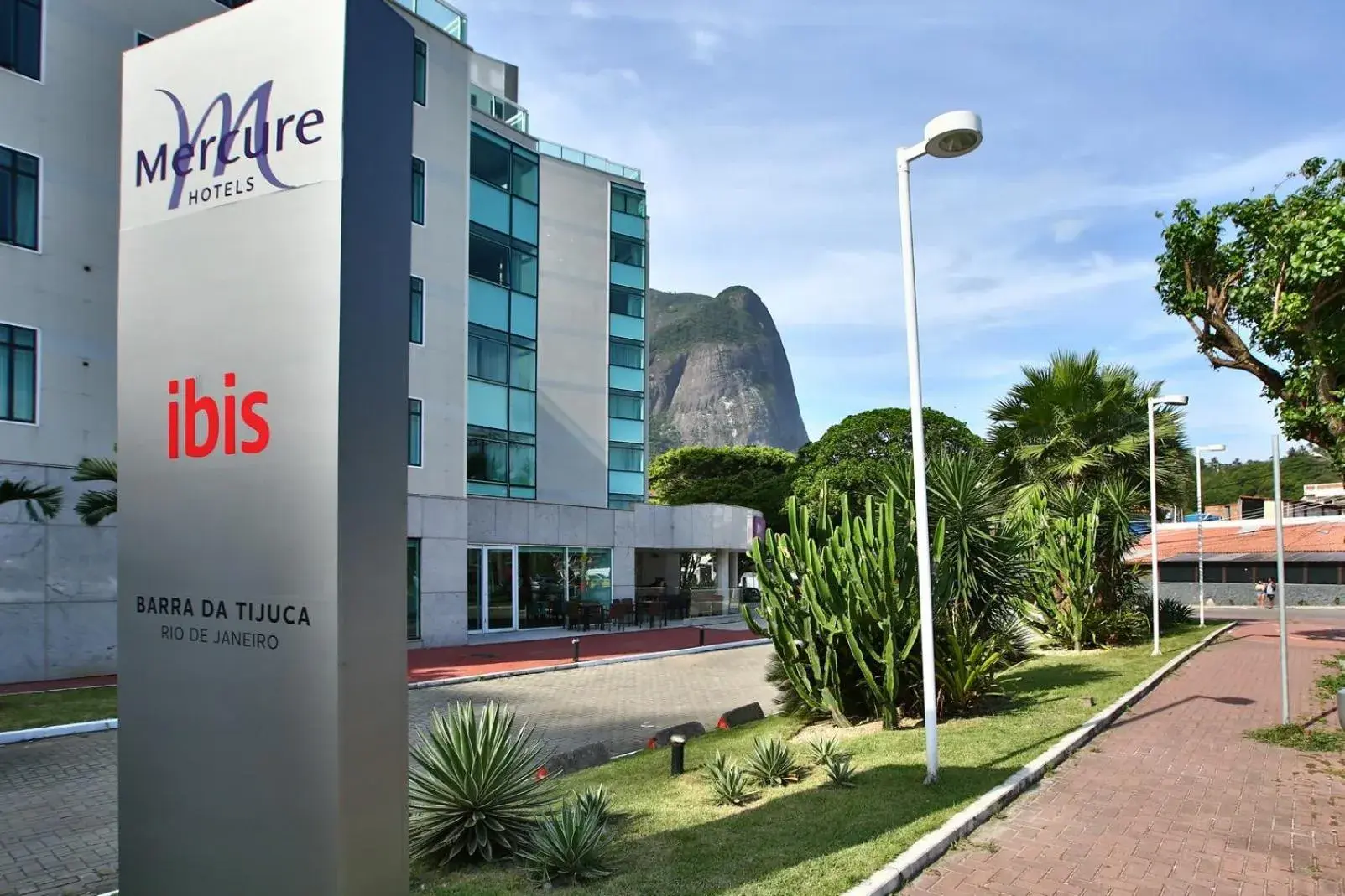 Facade/entrance in ibis Rio de Janeiro Barra da Tijuca