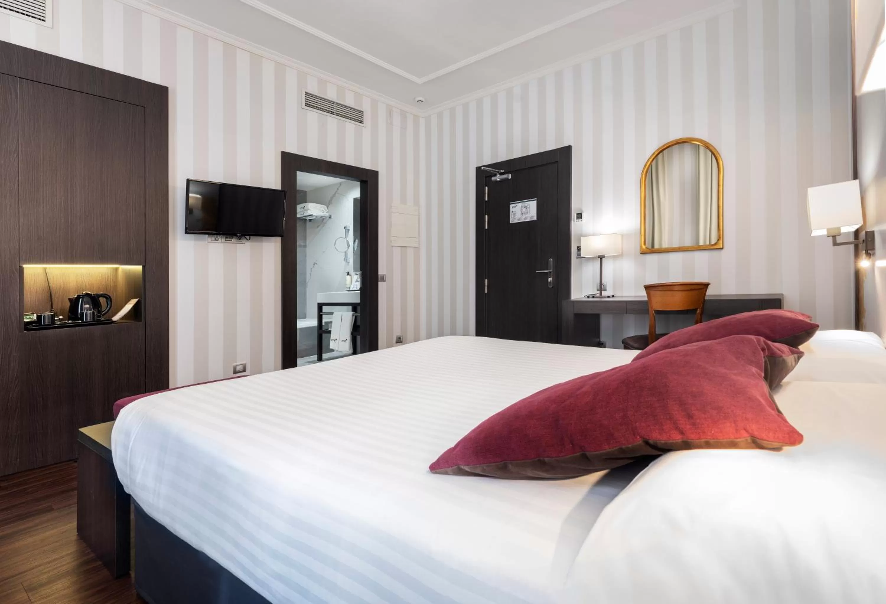 Bed in Intelier Palacio San Martin