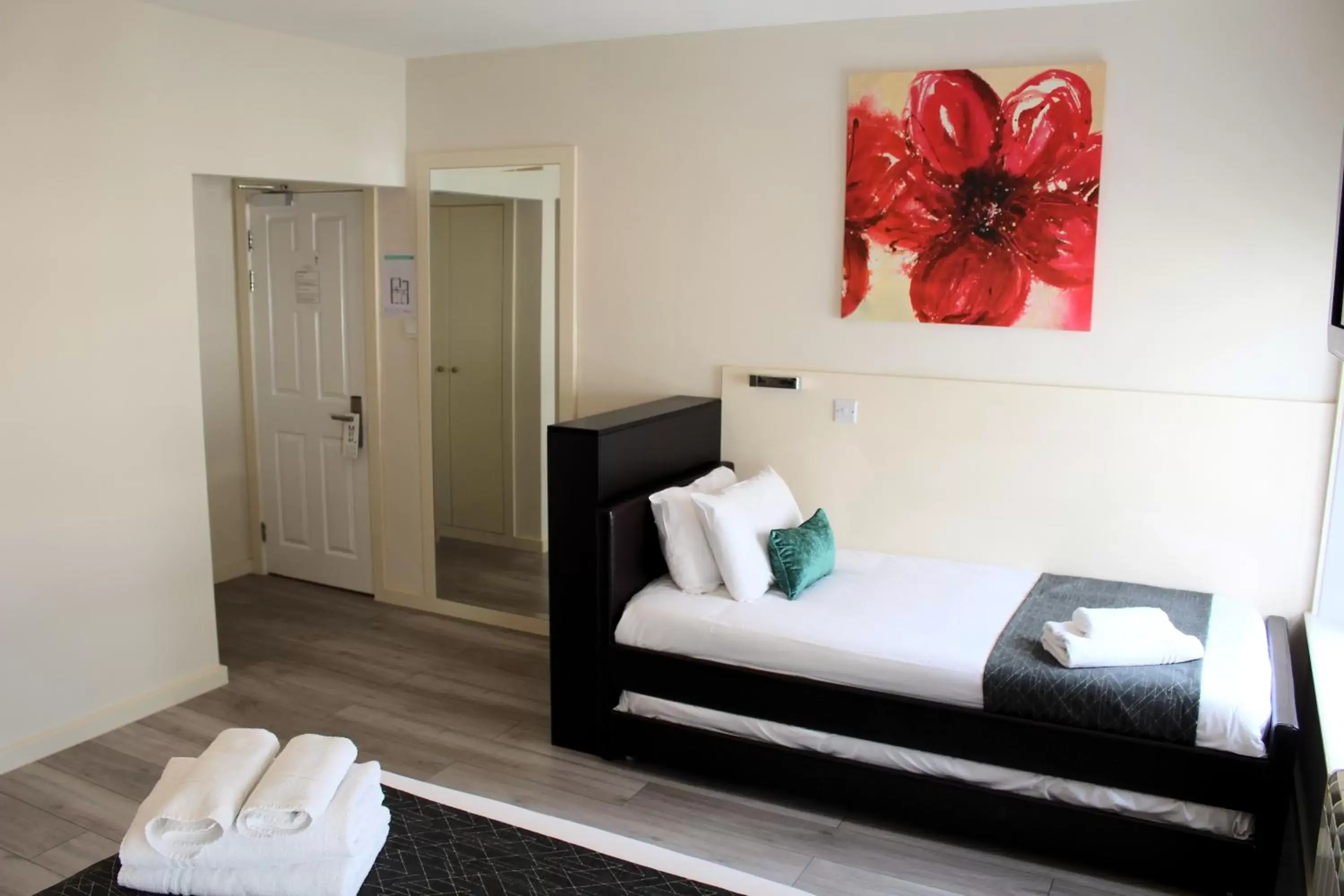 Bedroom, Bed in NOX Paddington
