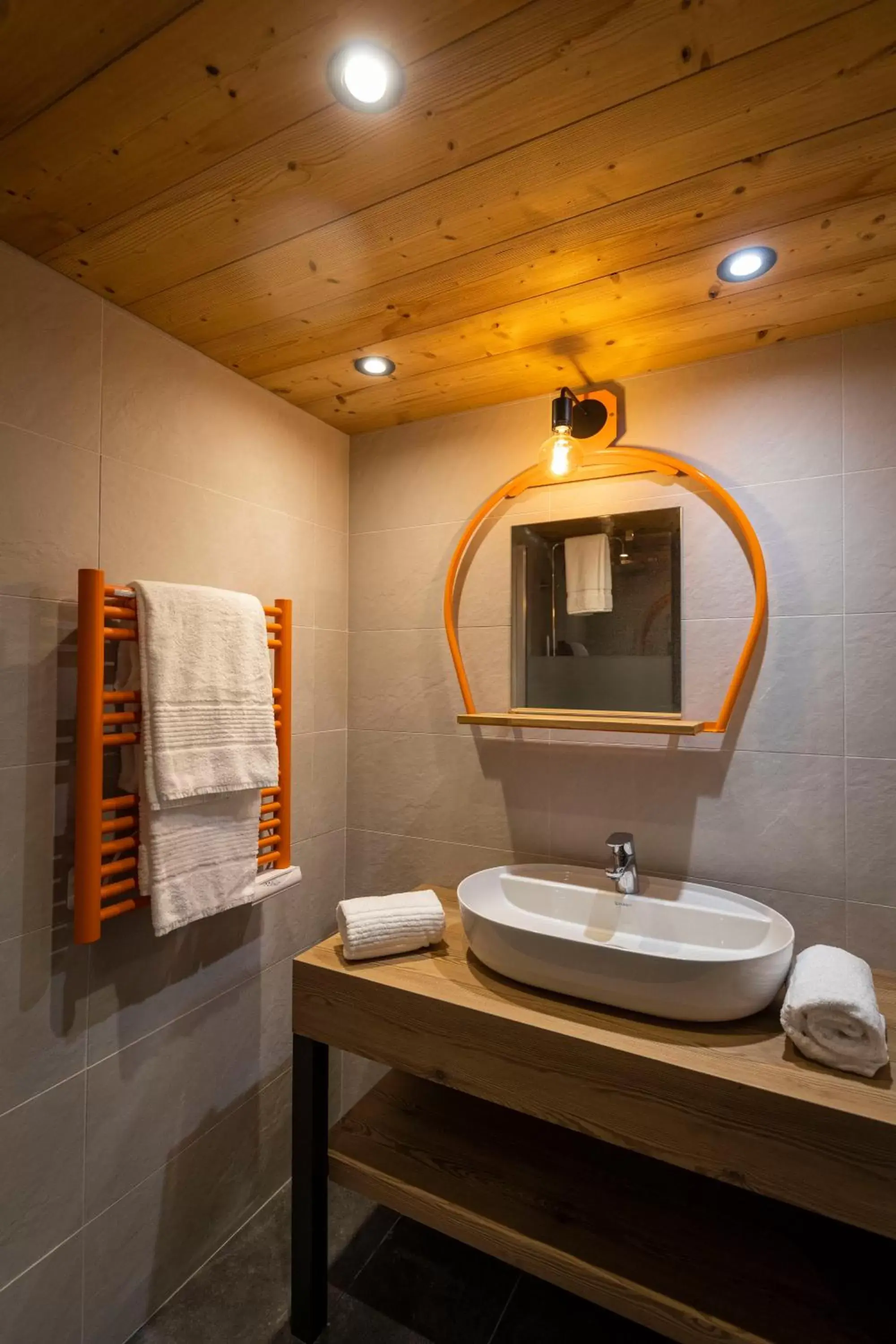 Bathroom in Hotel Base Camp Lodge - Les 2 Alpes